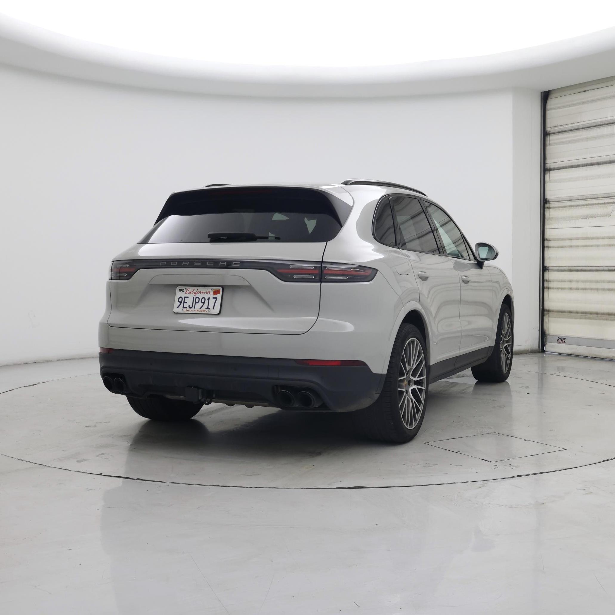 Thumbnail: 2023 Porsche Cayenne - 8