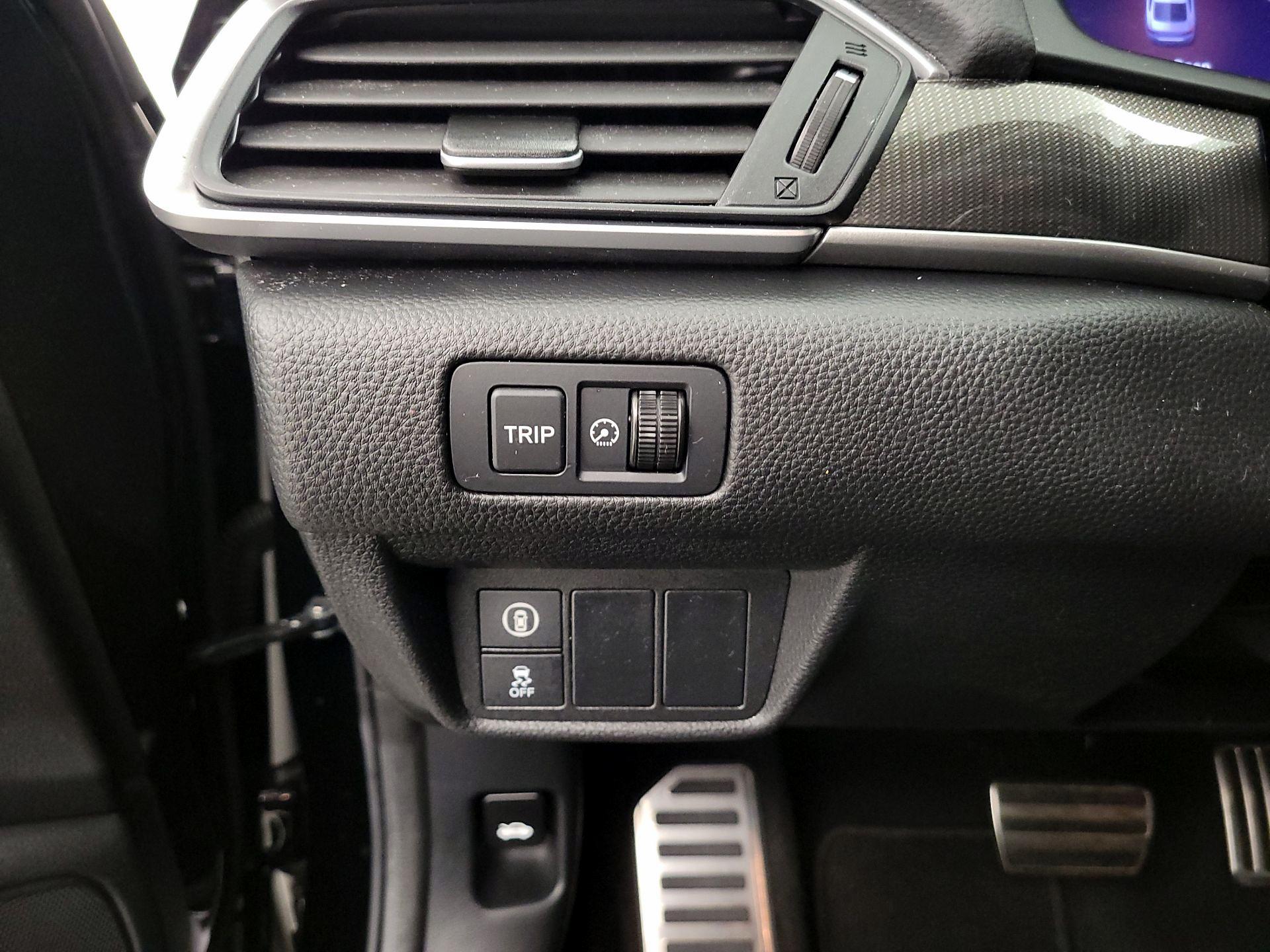 Thumbnail: 2019 Honda Accord - 13