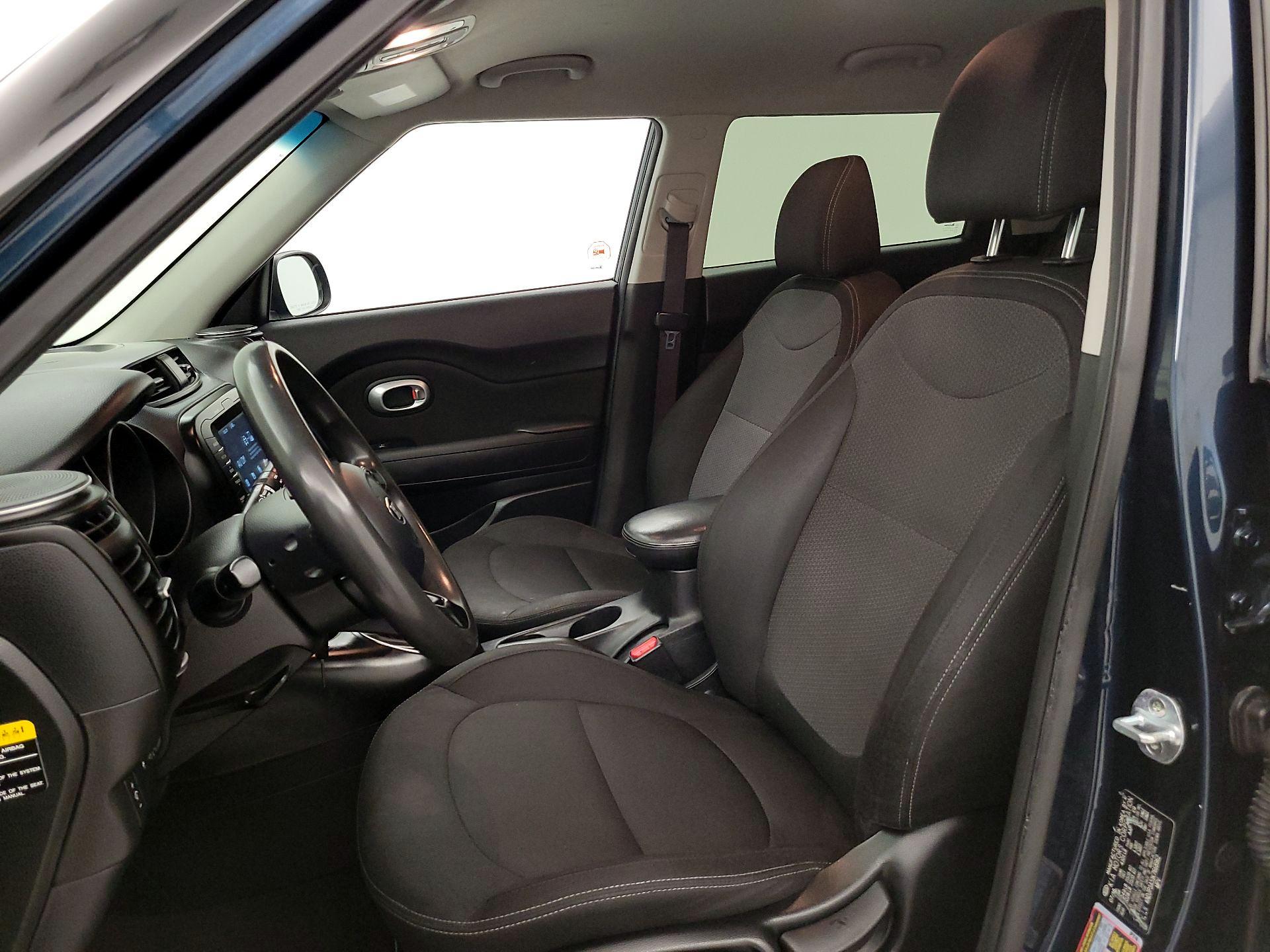 Thumbnail: 2019 Kia Soul - 11