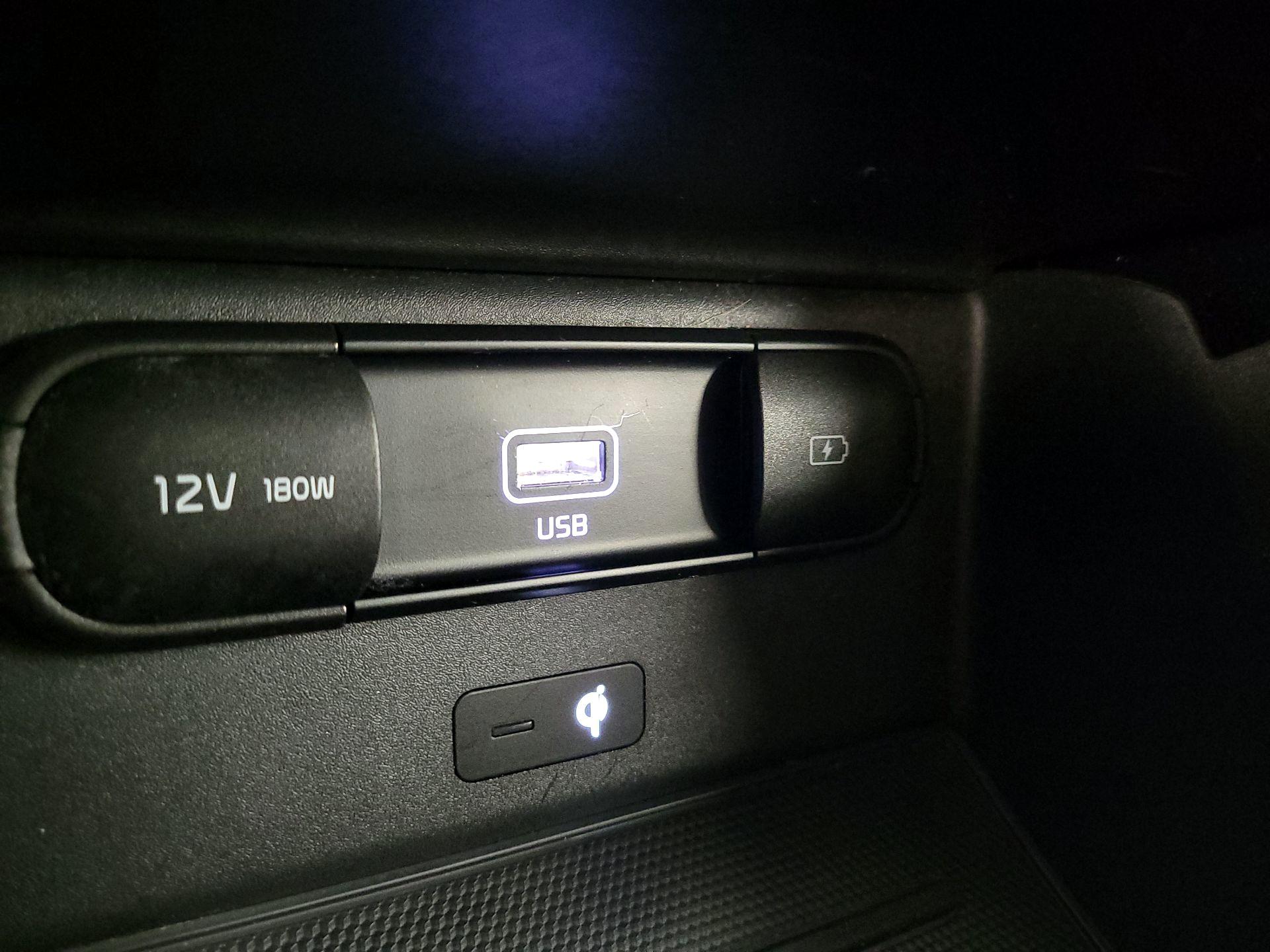 Thumbnail: 2022 Kia Telluride - 19