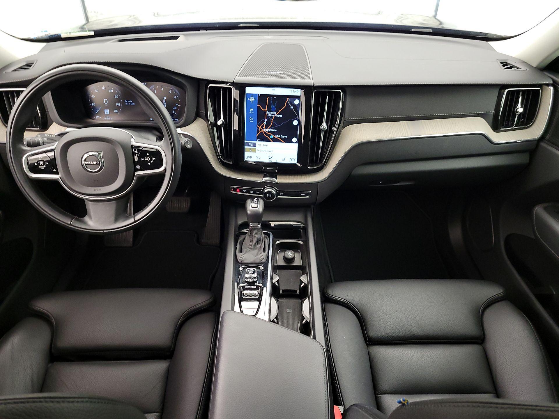 Thumbnail: 2020 Volvo XC60 - 9