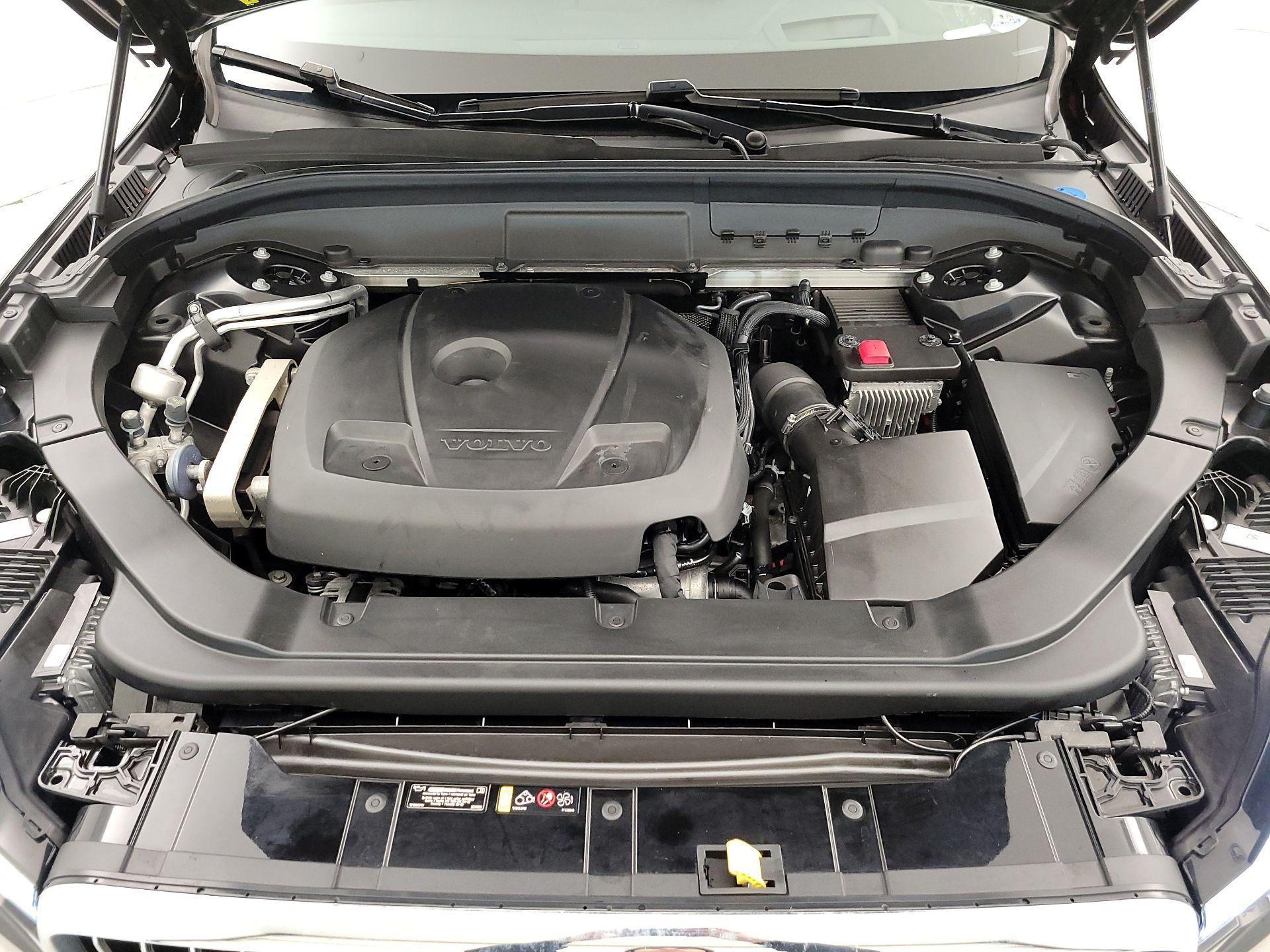 Thumbnail: 2020 Volvo XC60 - 20