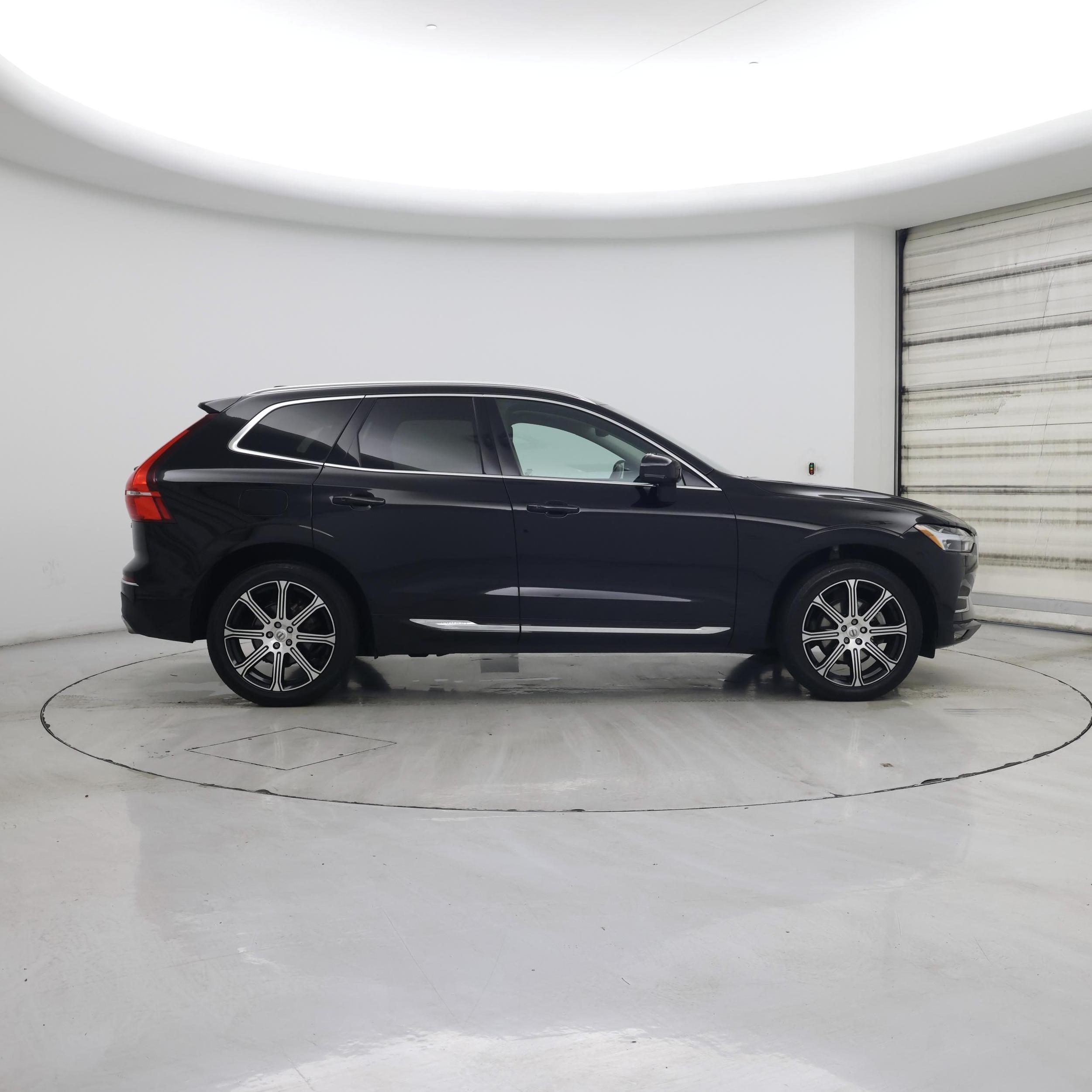 Thumbnail: 2020 Volvo XC60 - 7