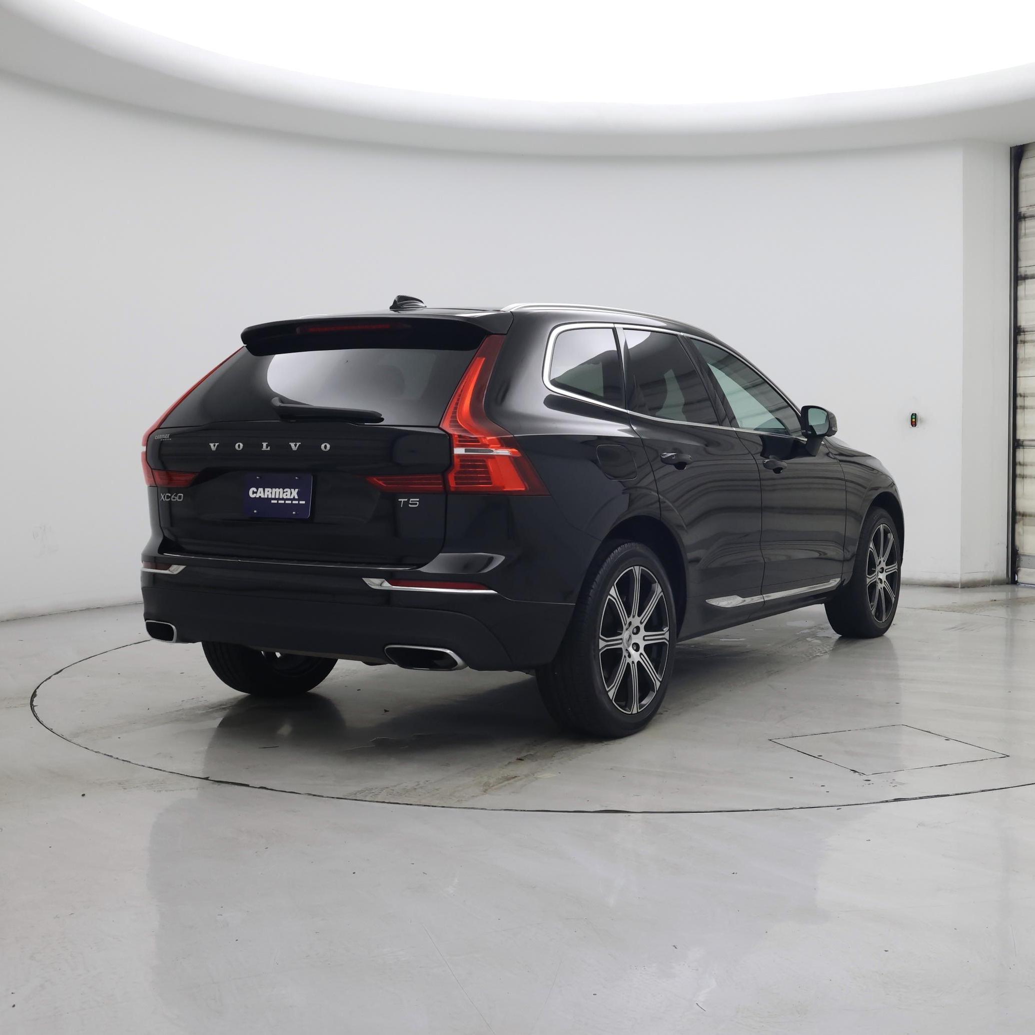 Thumbnail: 2020 Volvo XC60 - 8