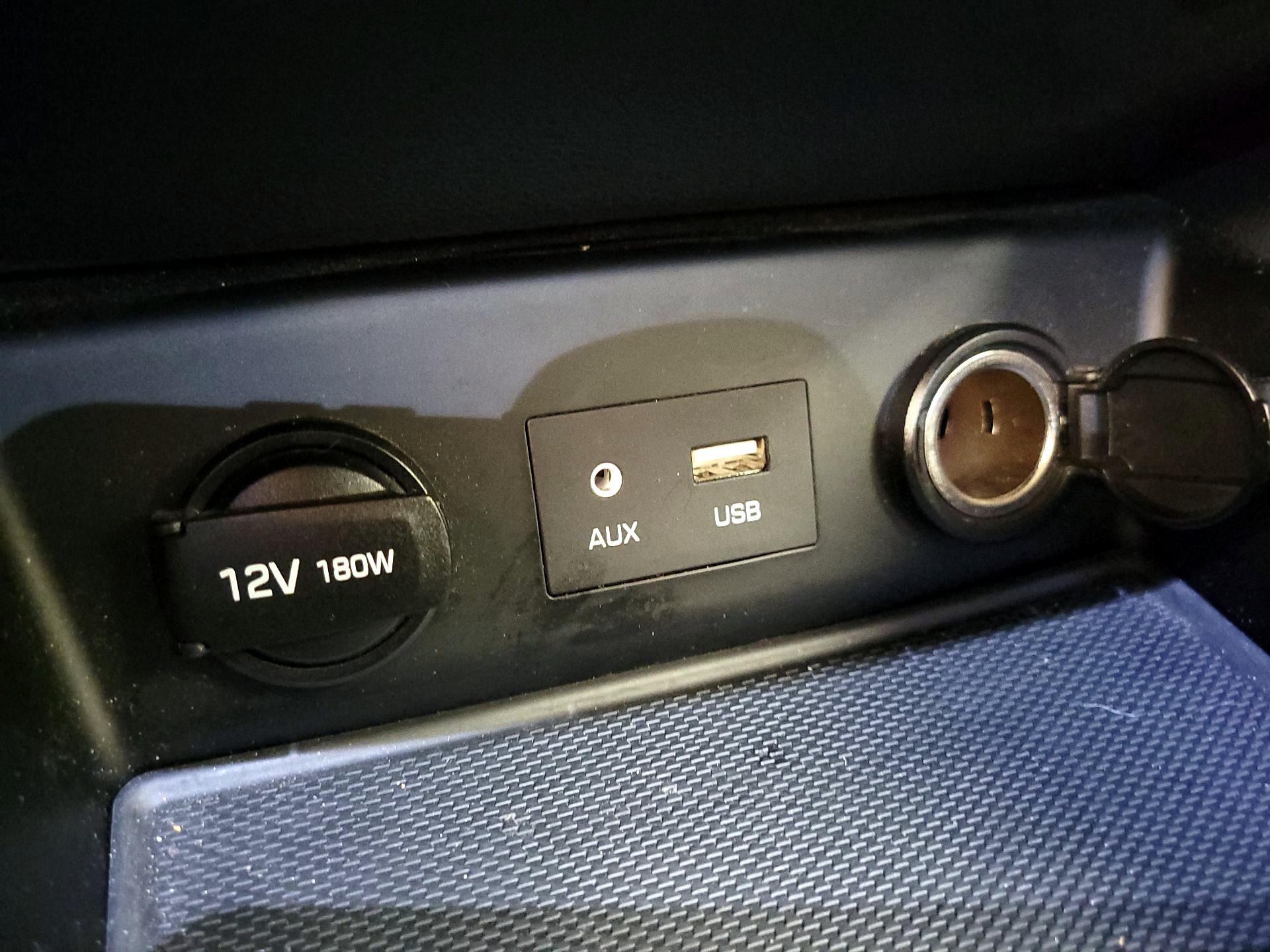 Thumbnail: 2018 Hyundai Ioniq - 18