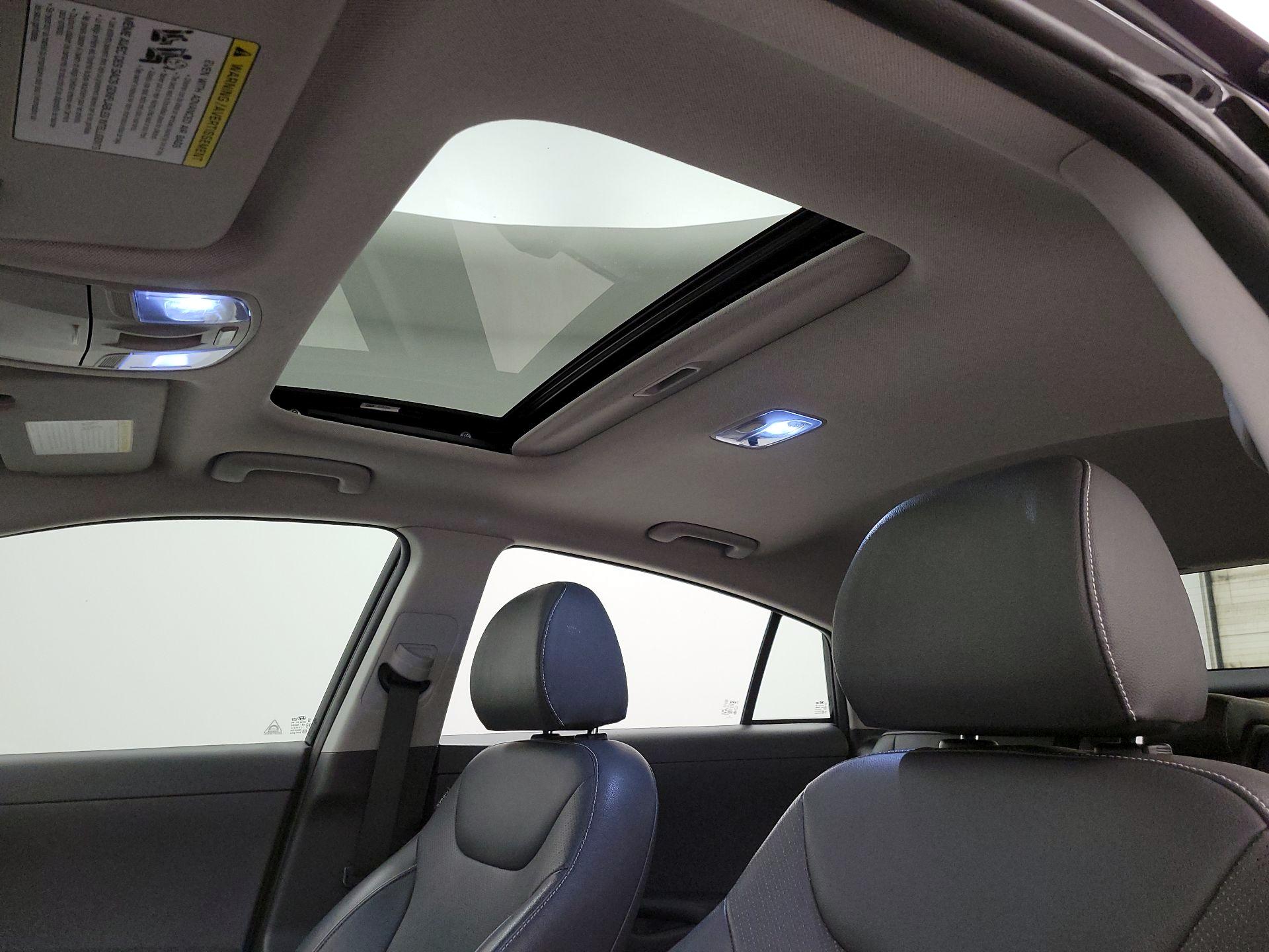 Thumbnail: 2018 Hyundai Ioniq - 19