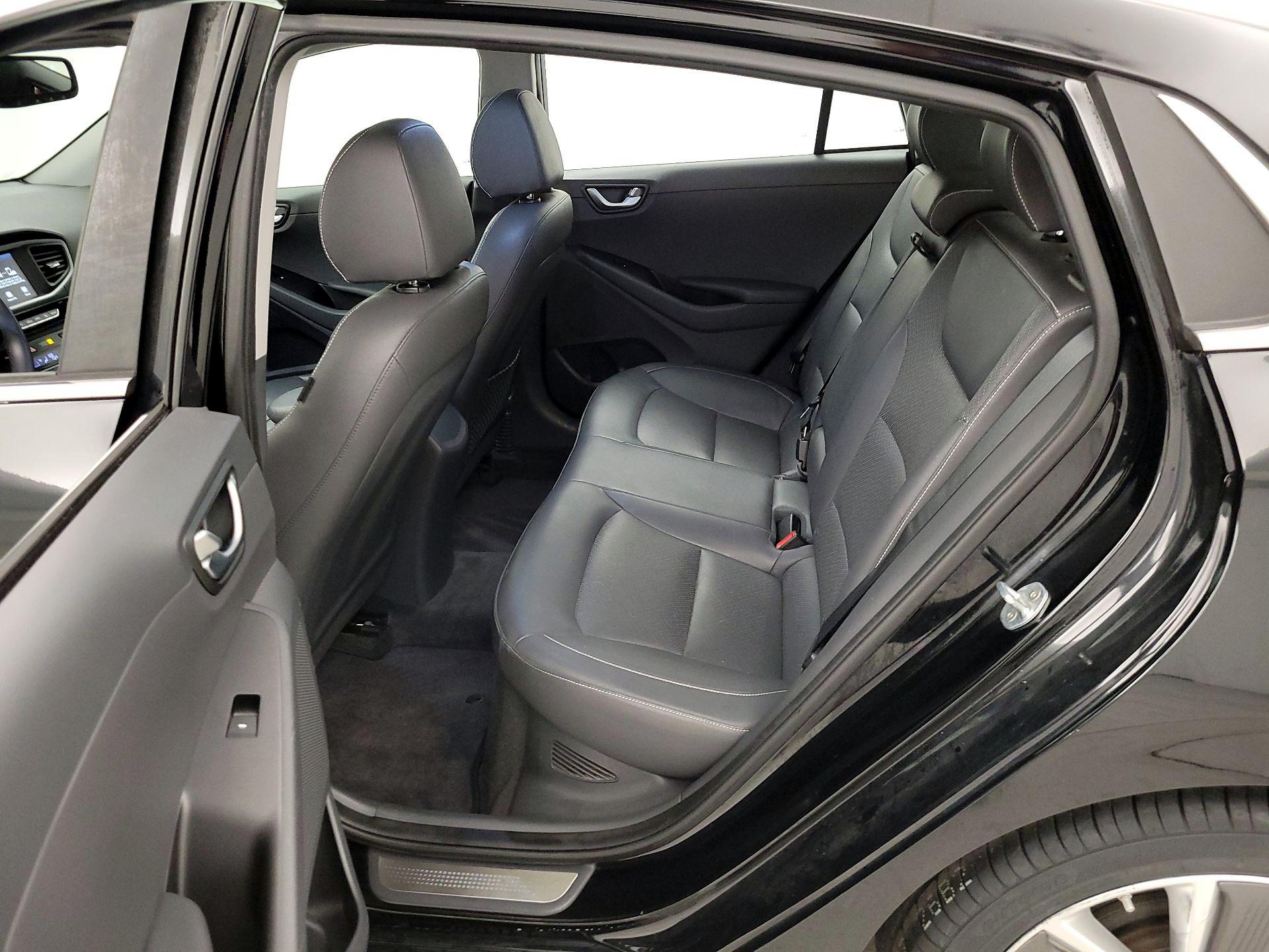 Thumbnail: 2018 Hyundai Ioniq - 20