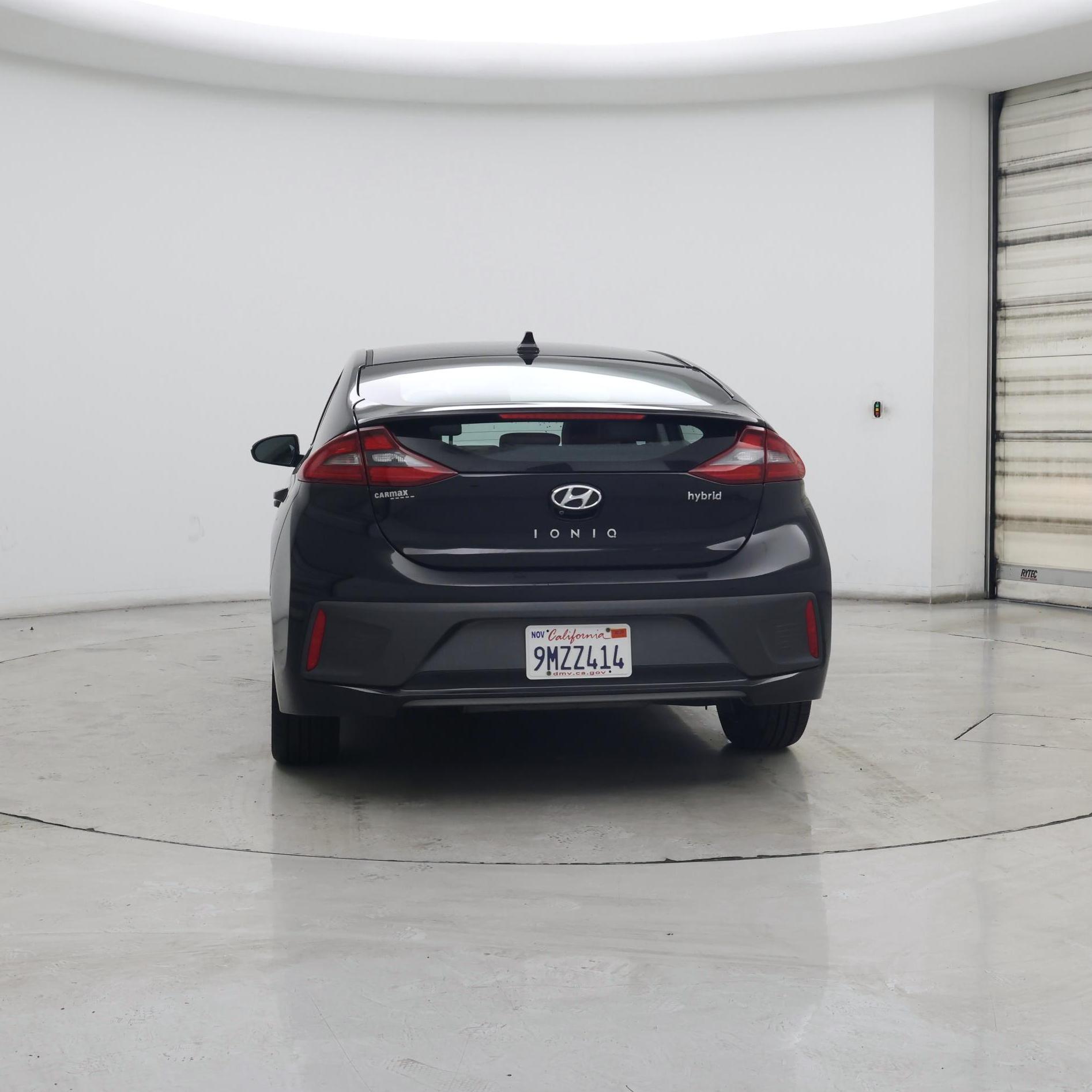 Thumbnail: 2018 Hyundai Ioniq - 6