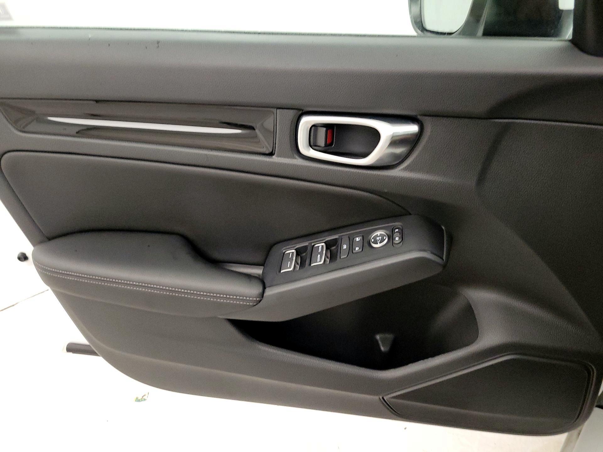 Thumbnail: 2024 Honda Civic - 12