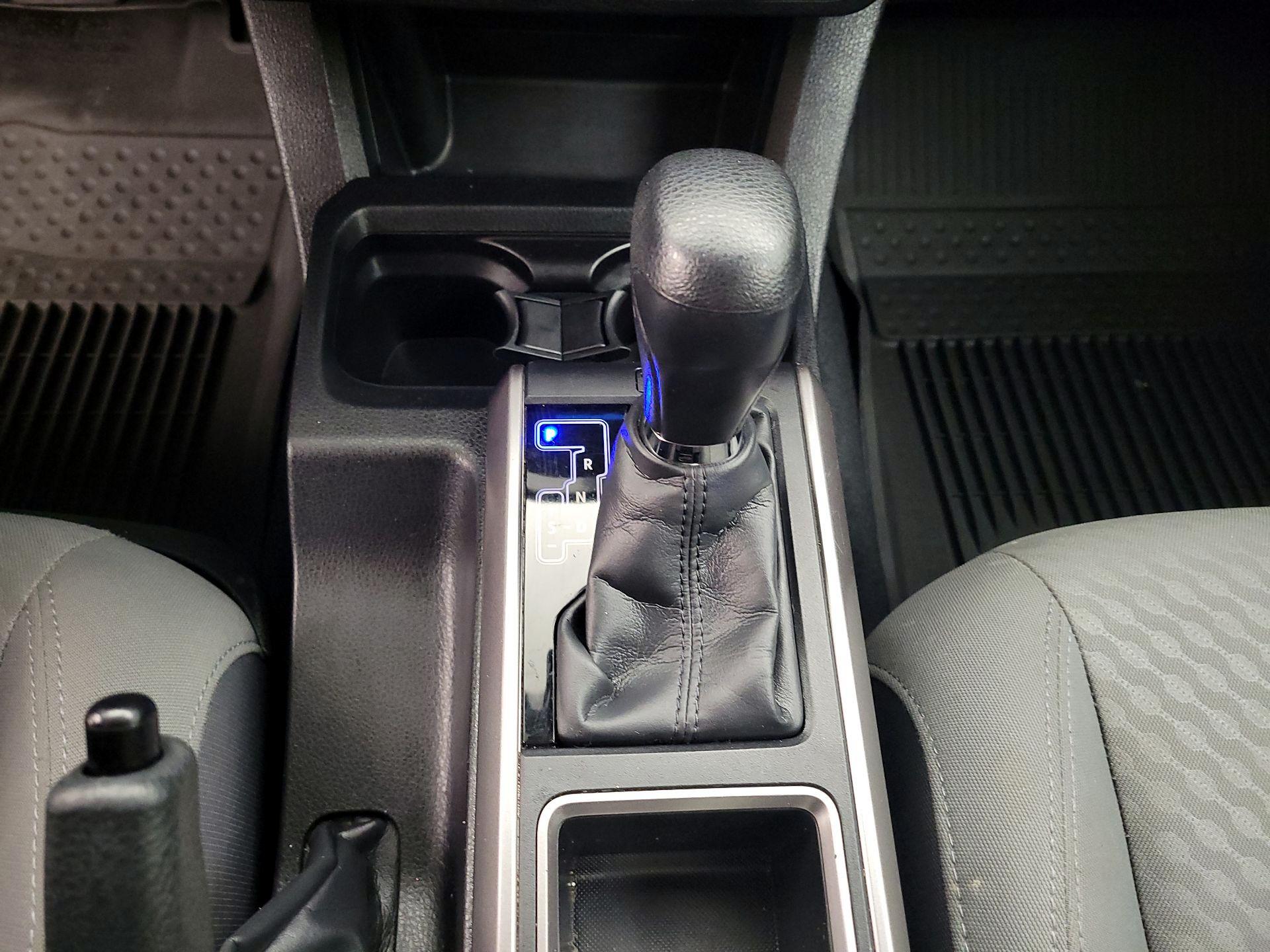 Thumbnail: 2023 Toyota Tacoma - 17