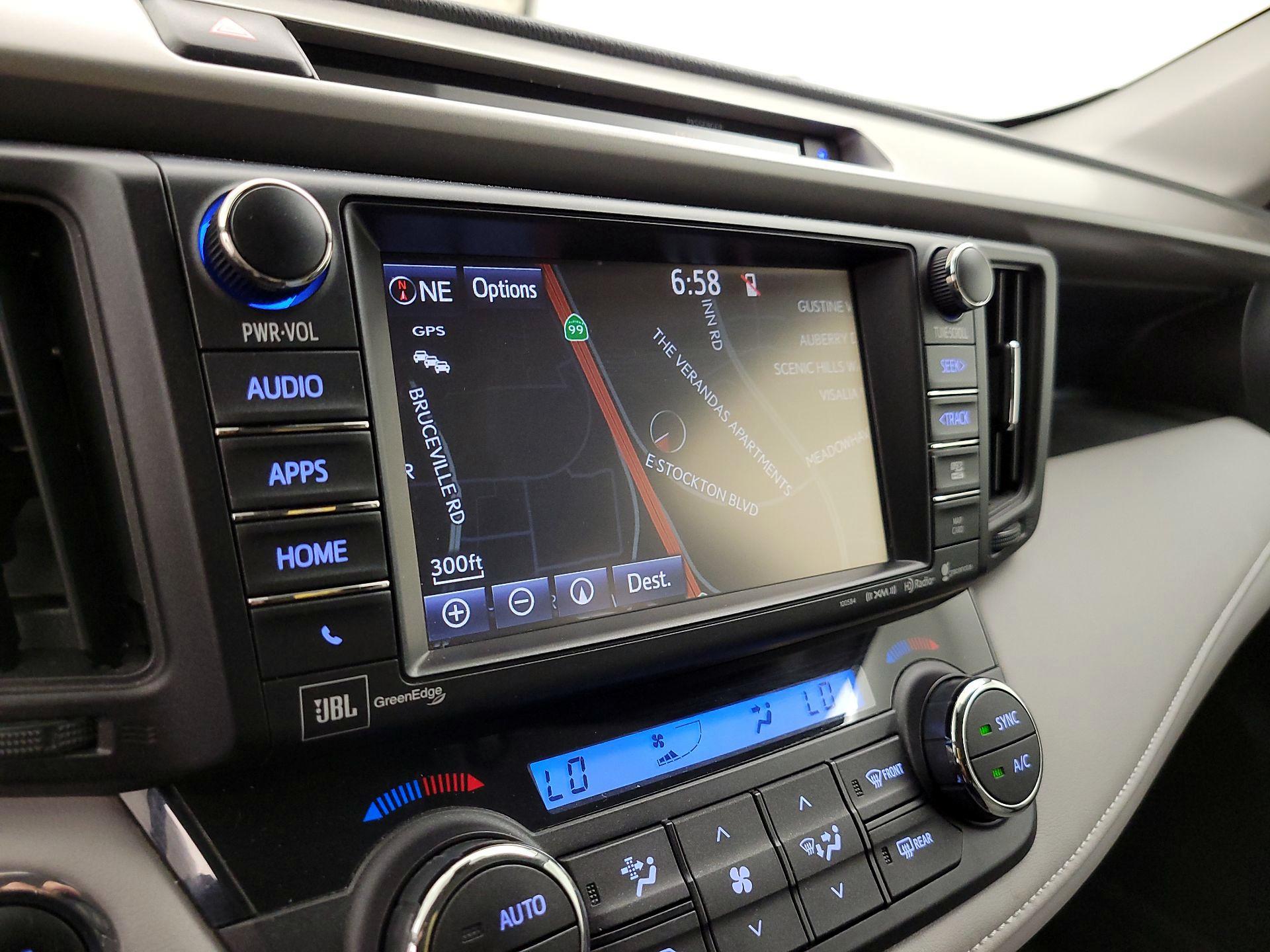 Thumbnail: 2016 Toyota RAV4 - 14