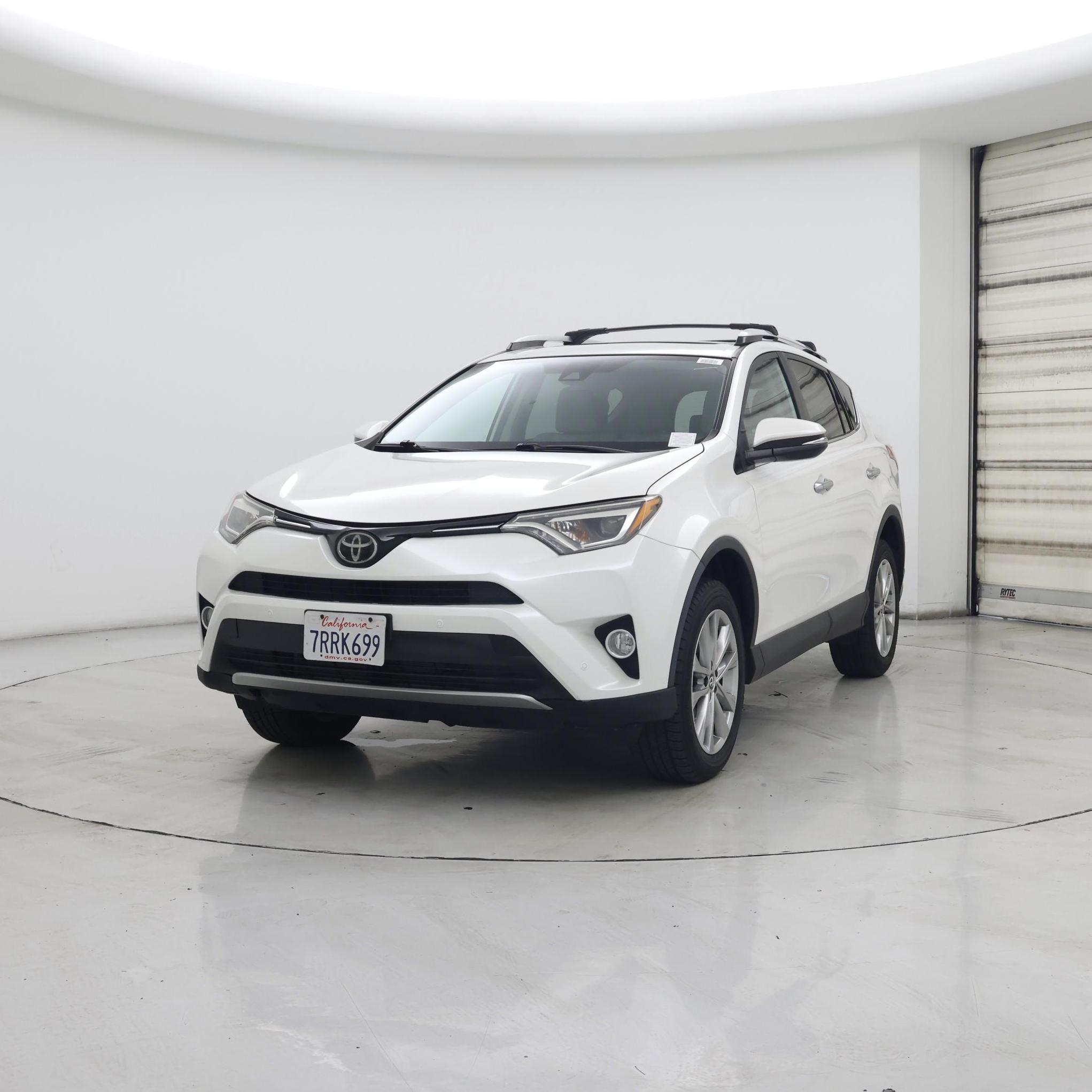 Thumbnail: 2016 Toyota RAV4 - 4