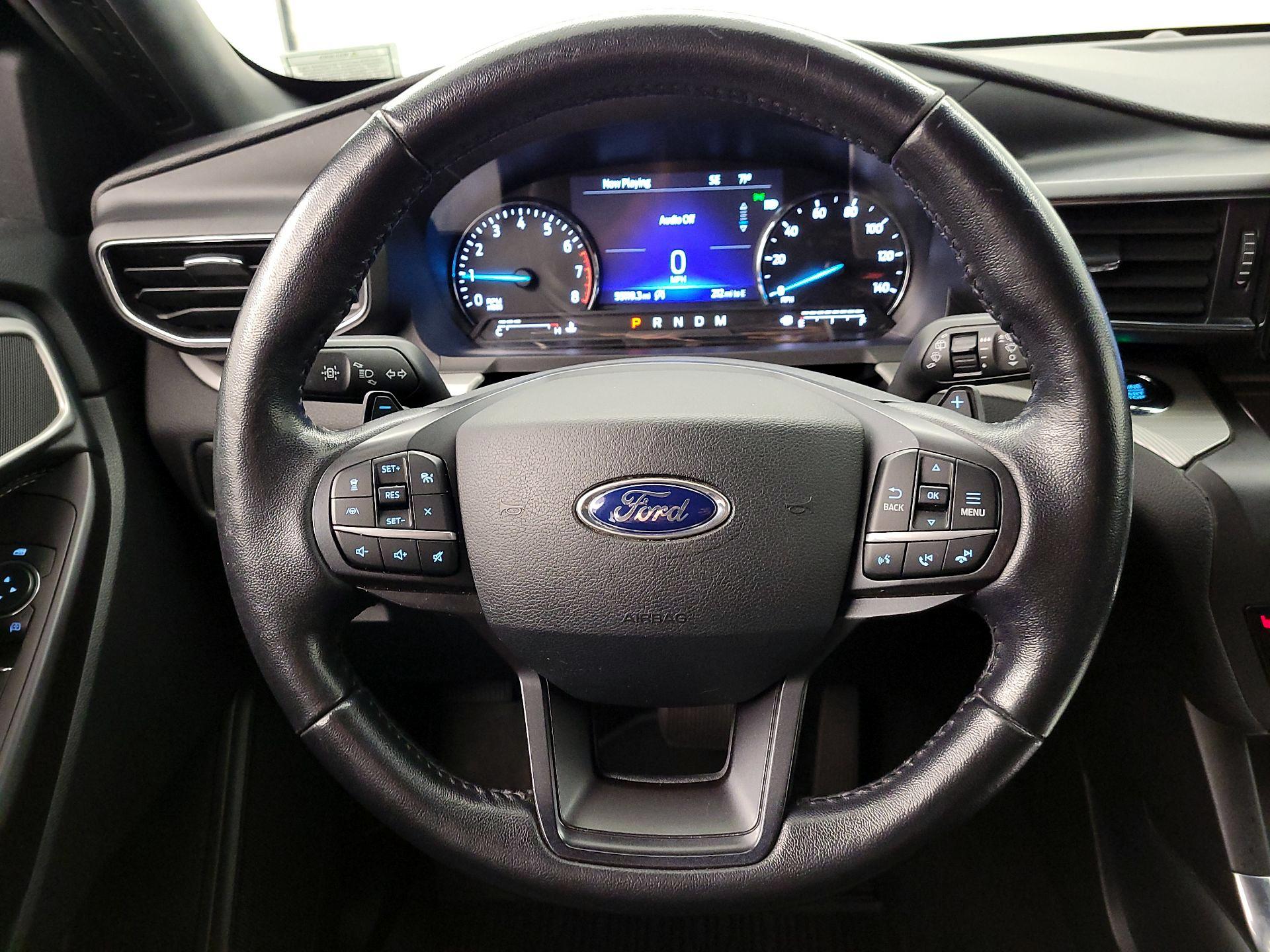 Thumbnail: 2020 Ford Explorer - 10