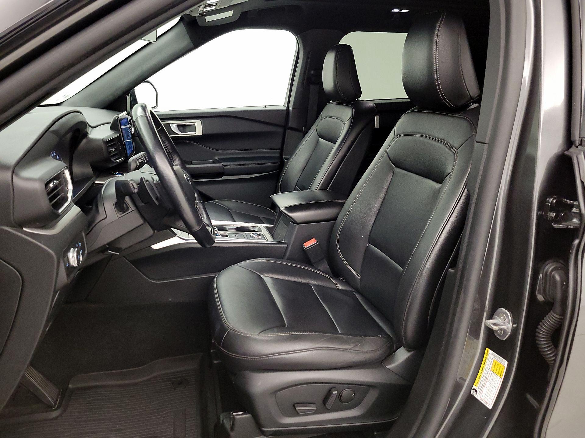 Thumbnail: 2020 Ford Explorer - 11