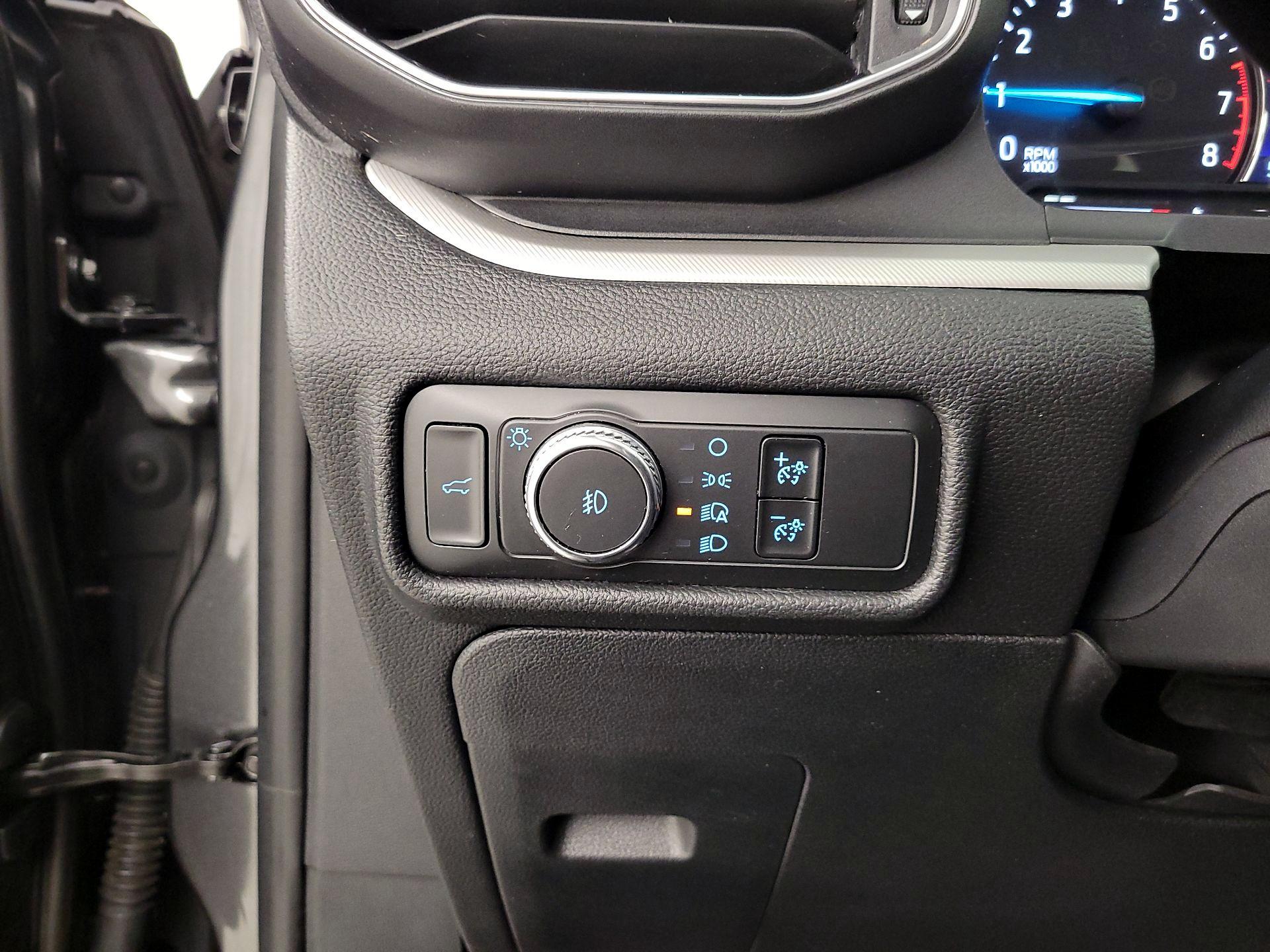 Thumbnail: 2020 Ford Explorer - 13