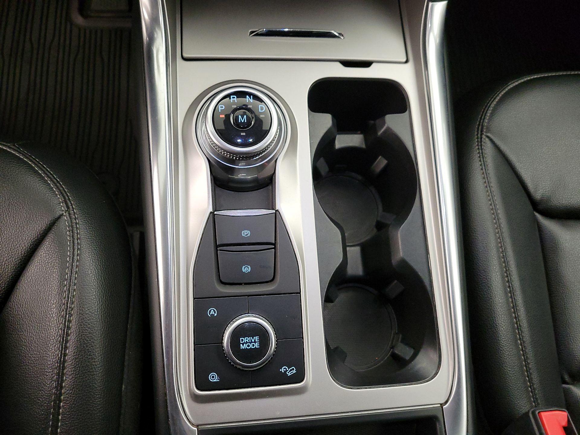 Thumbnail: 2020 Ford Explorer - 18