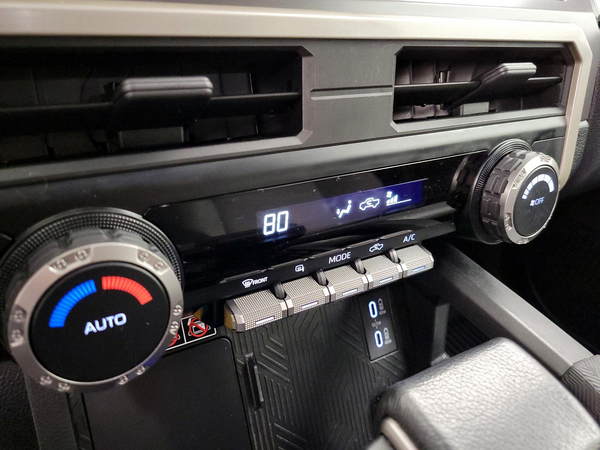 Thumbnail: 2024 Toyota Tacoma - 16