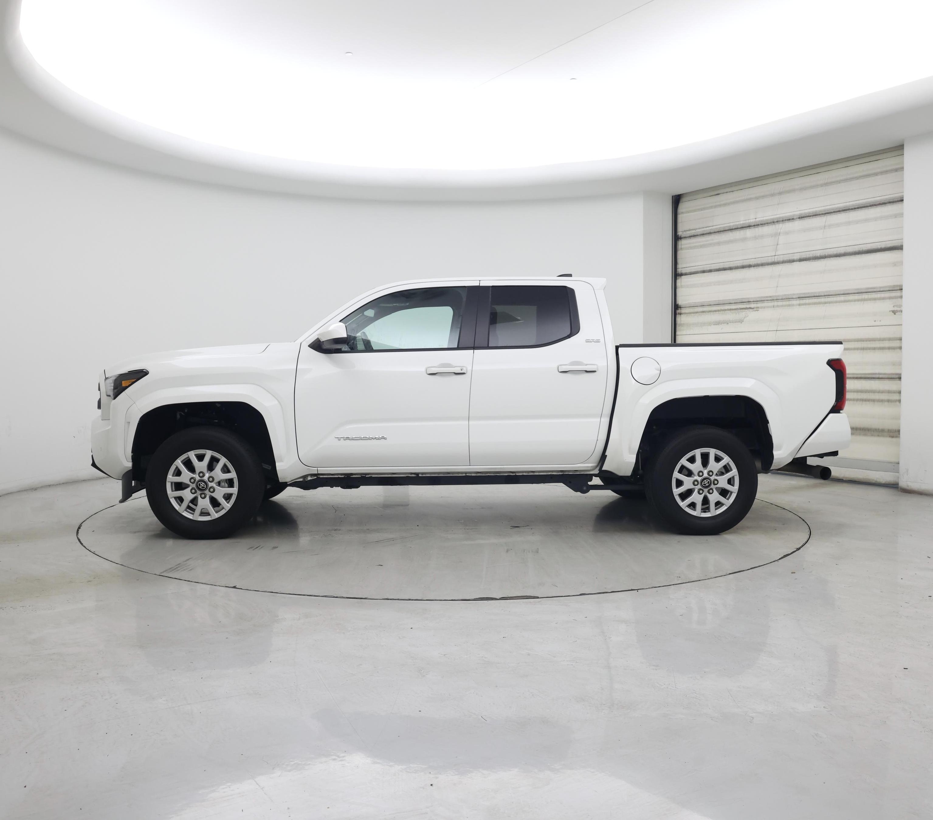 Thumbnail: 2024 Toyota Tacoma - 3