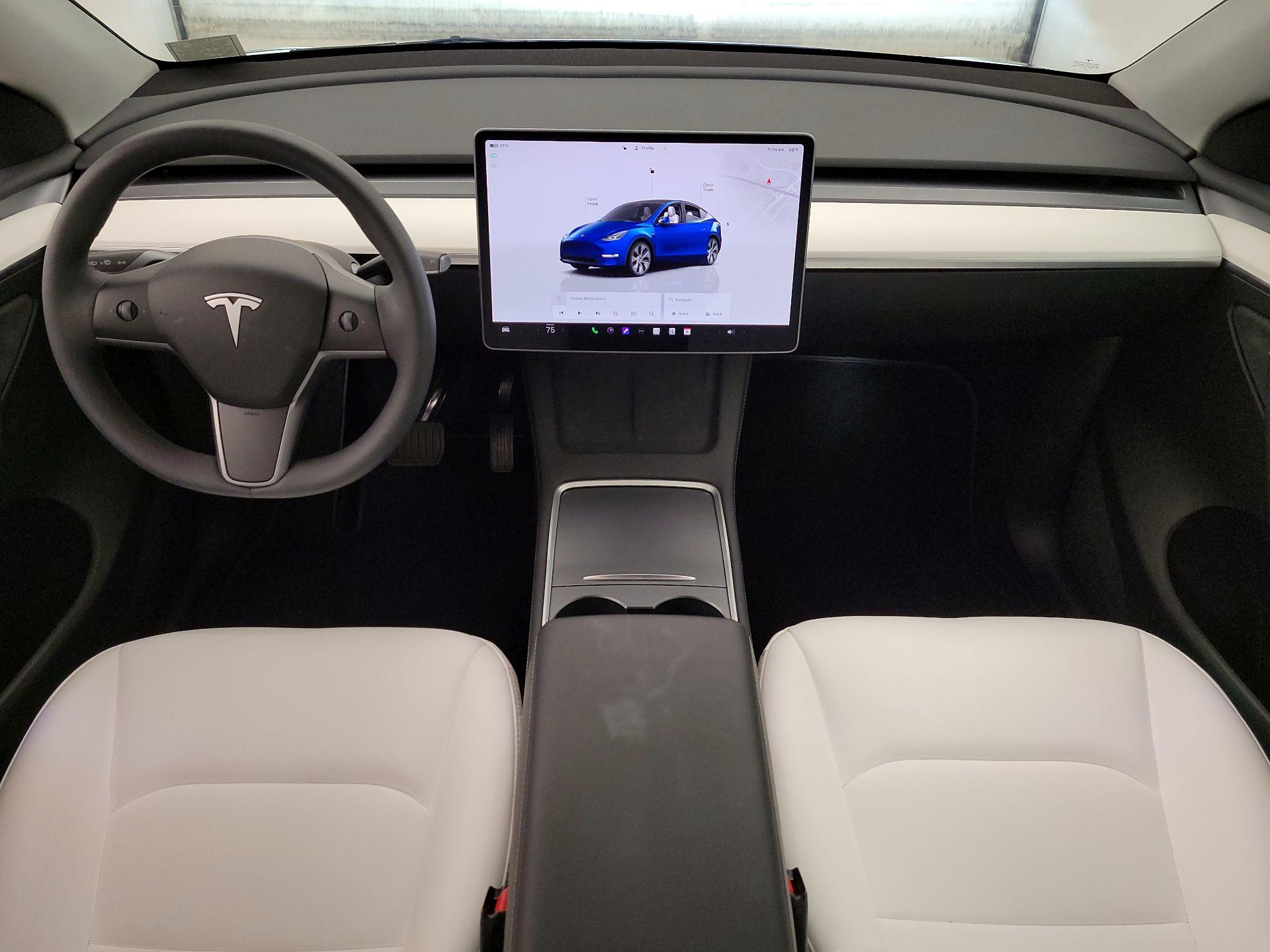 Thumbnail: 2023 Tesla Model Y - 9