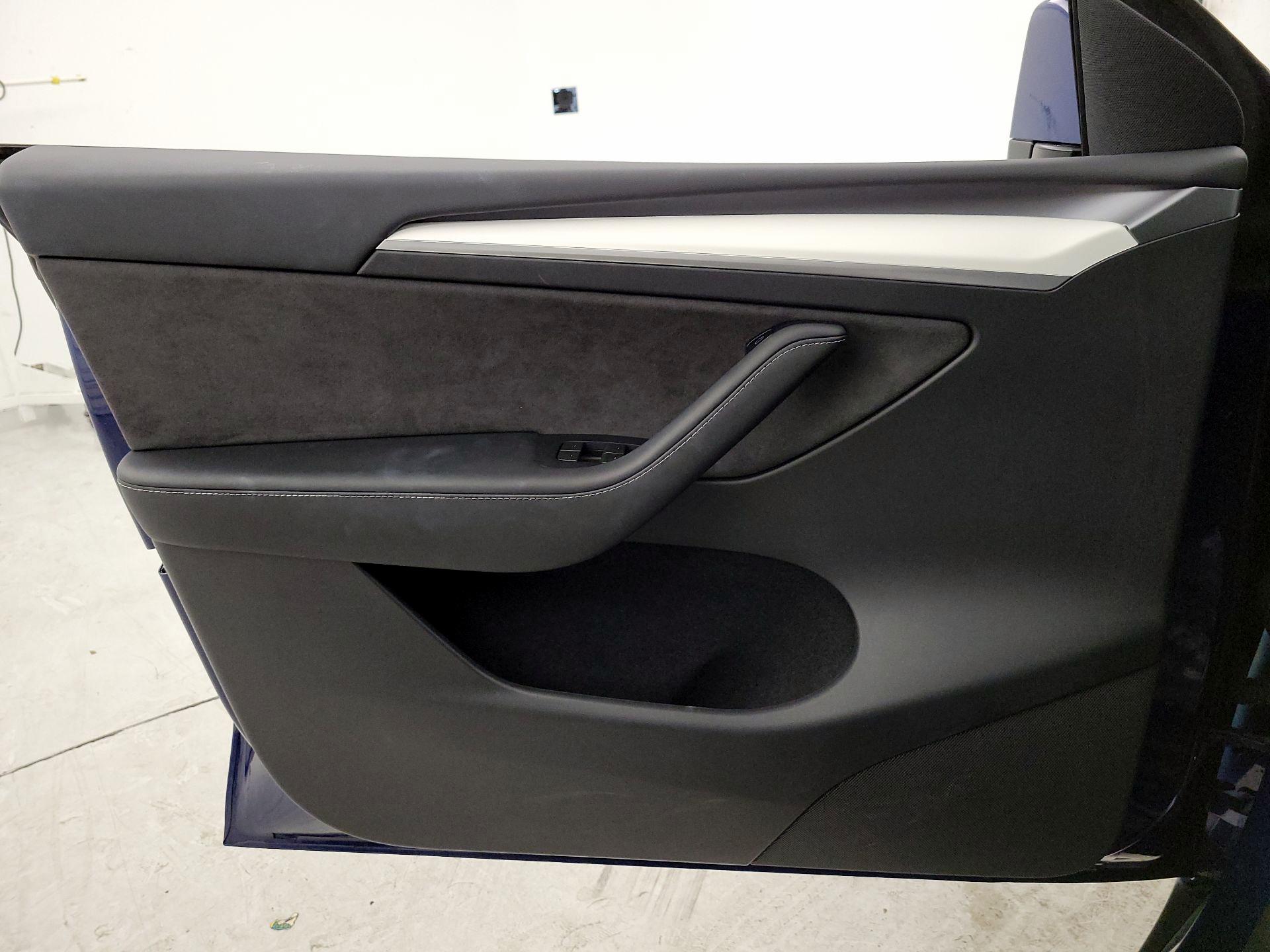 Thumbnail: 2023 Tesla Model Y - 12