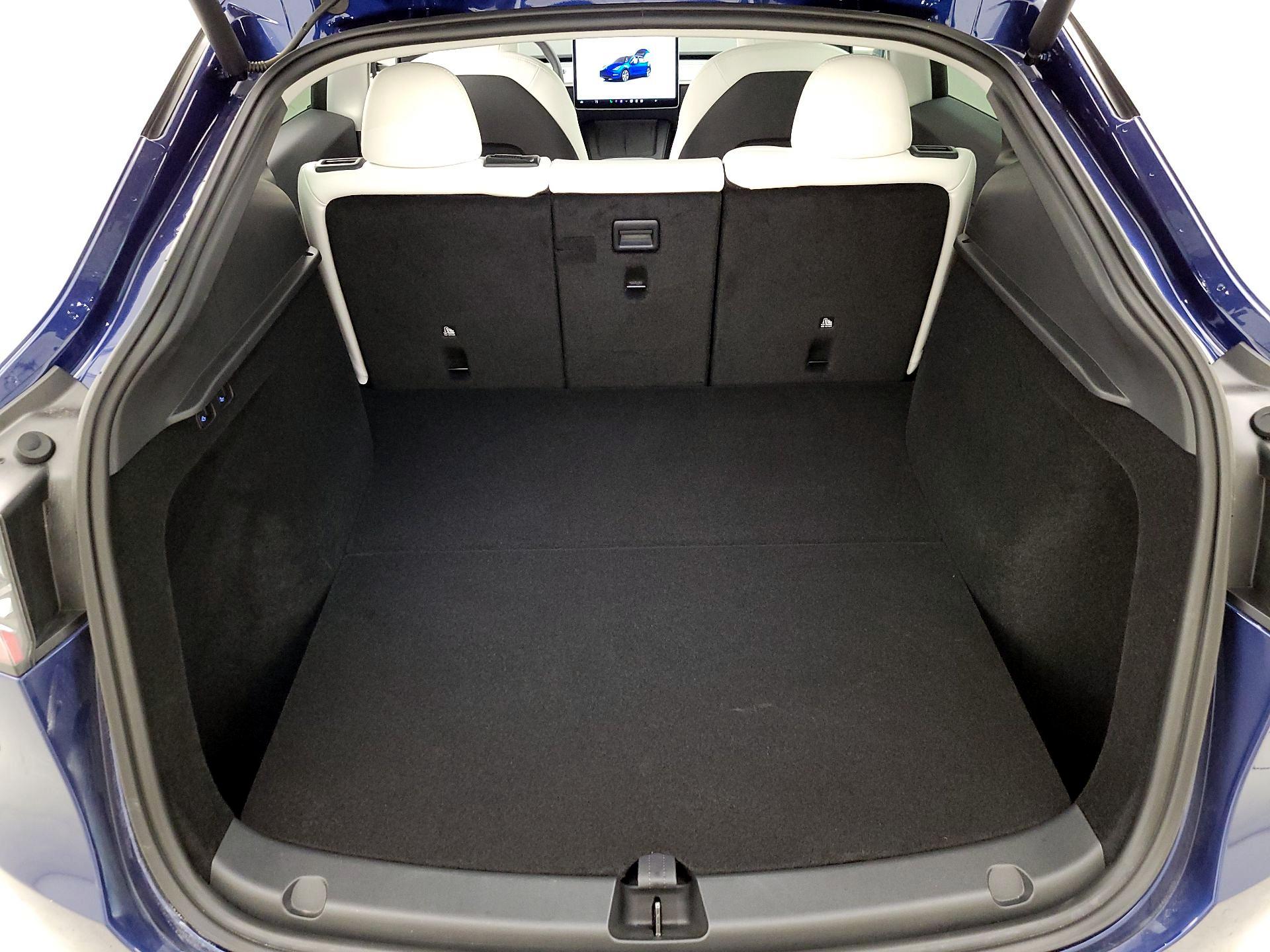 Thumbnail: 2023 Tesla Model Y - 19