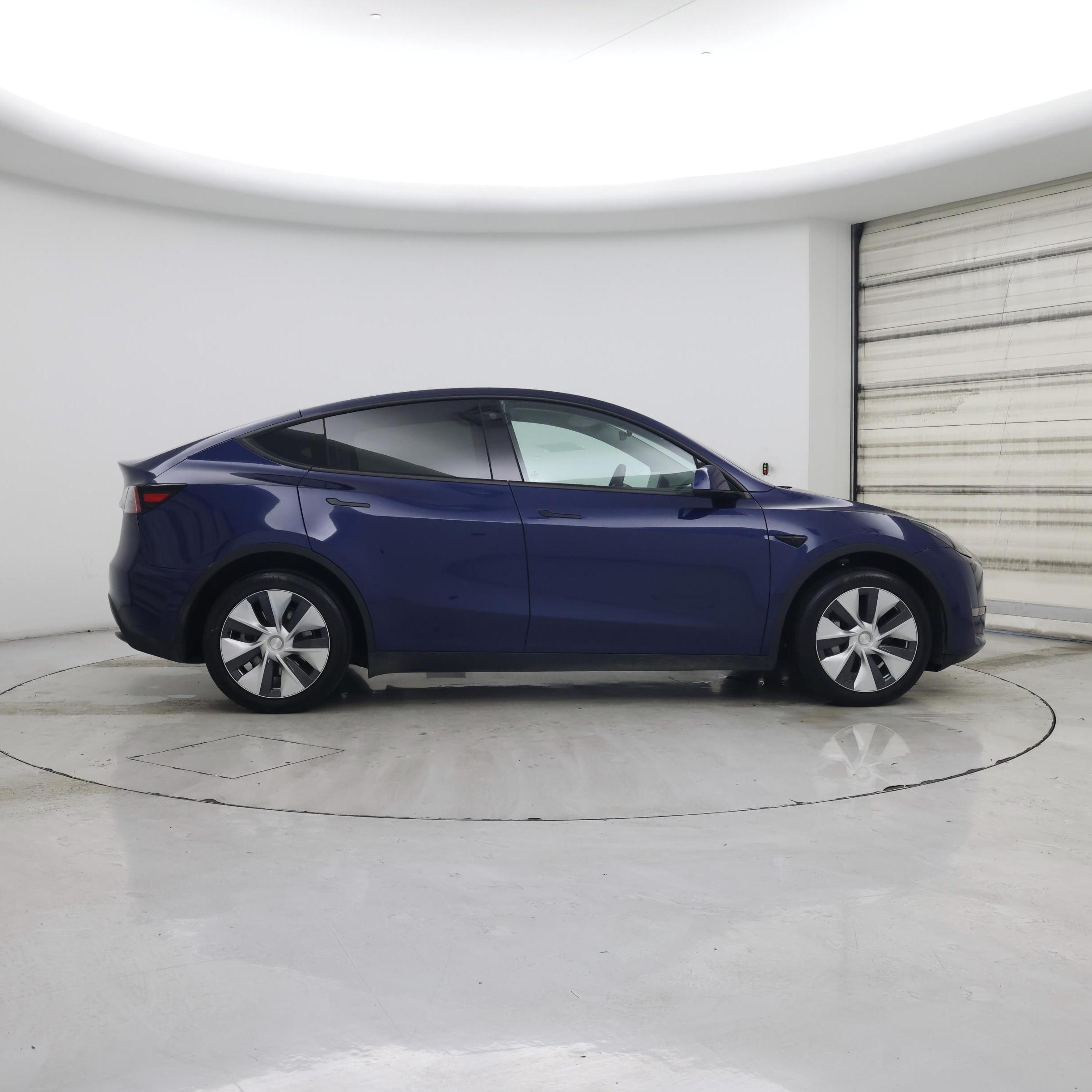 Thumbnail: 2023 Tesla Model Y - 7