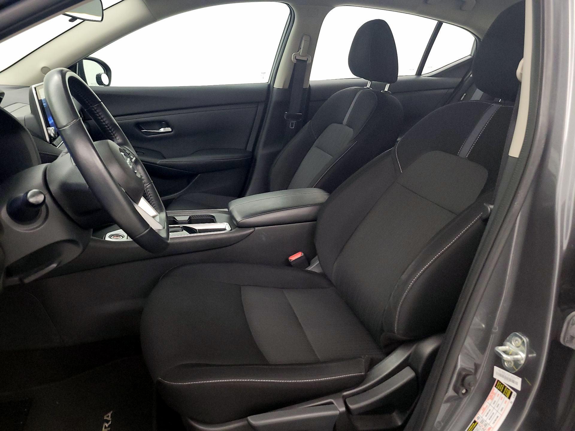 Thumbnail: 2022 Nissan Sentra - 11