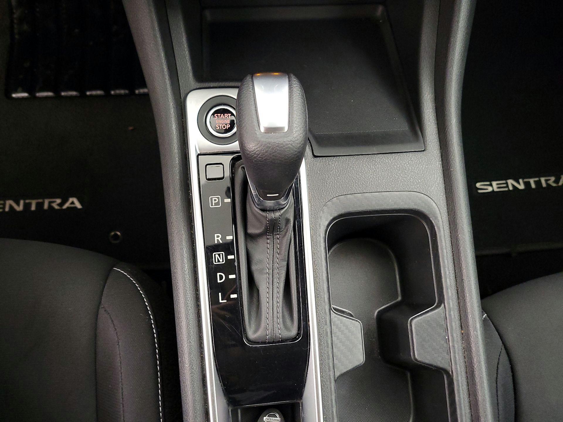 Thumbnail: 2022 Nissan Sentra - 16