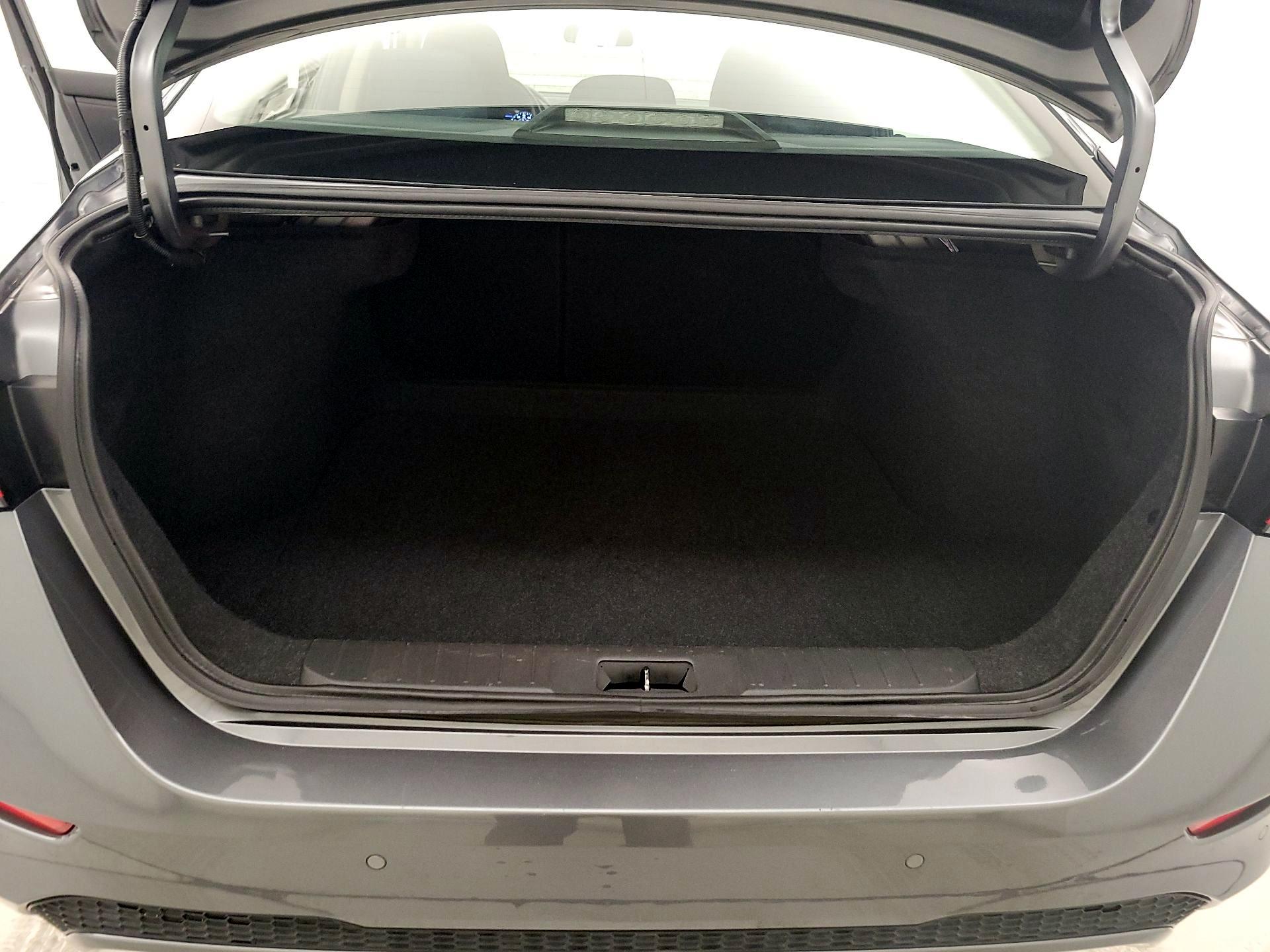 Thumbnail: 2022 Nissan Sentra - 18