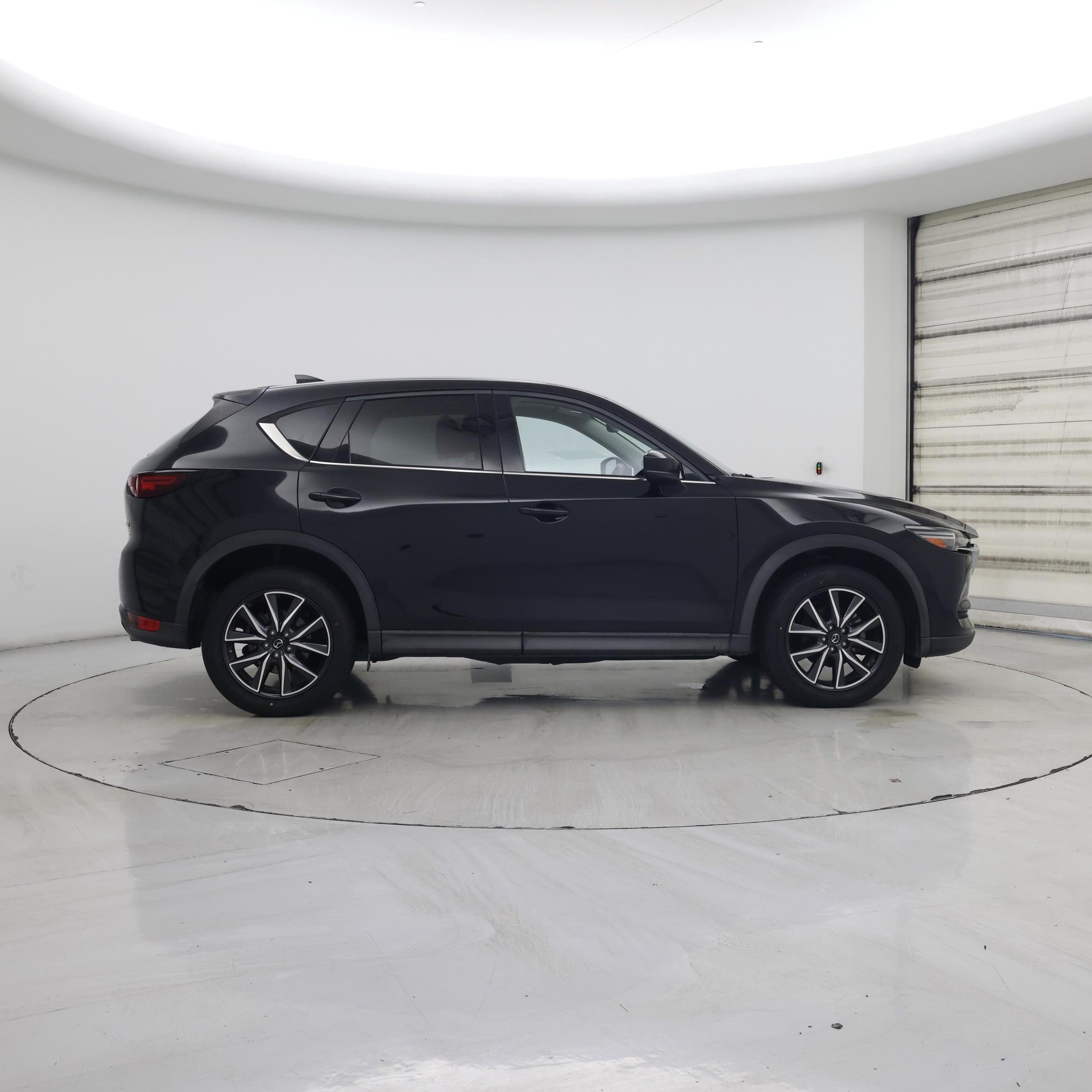 Thumbnail: 2017 Mazda CX-5 - 7