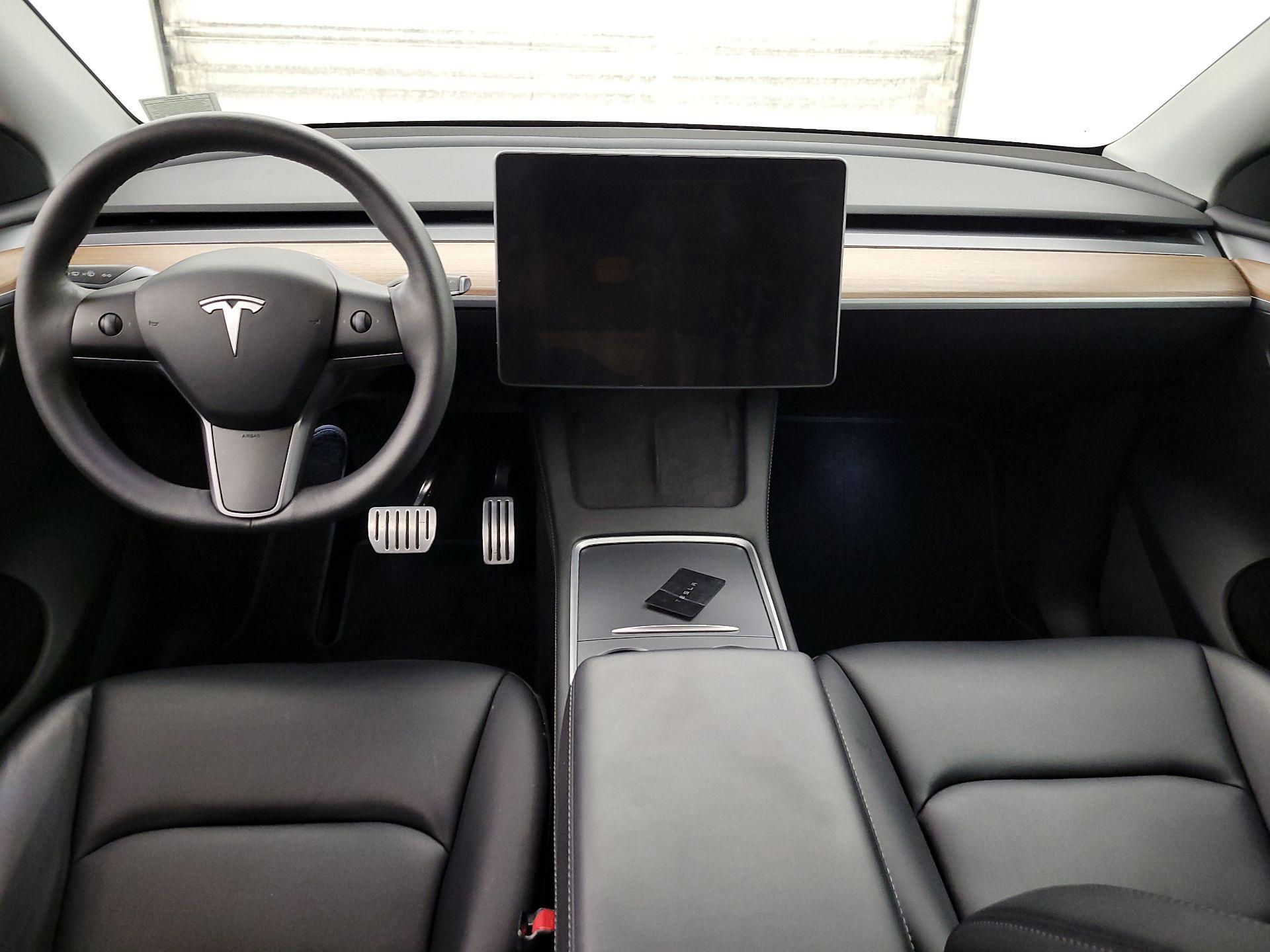 Thumbnail: 2023 Tesla Model Y - 9