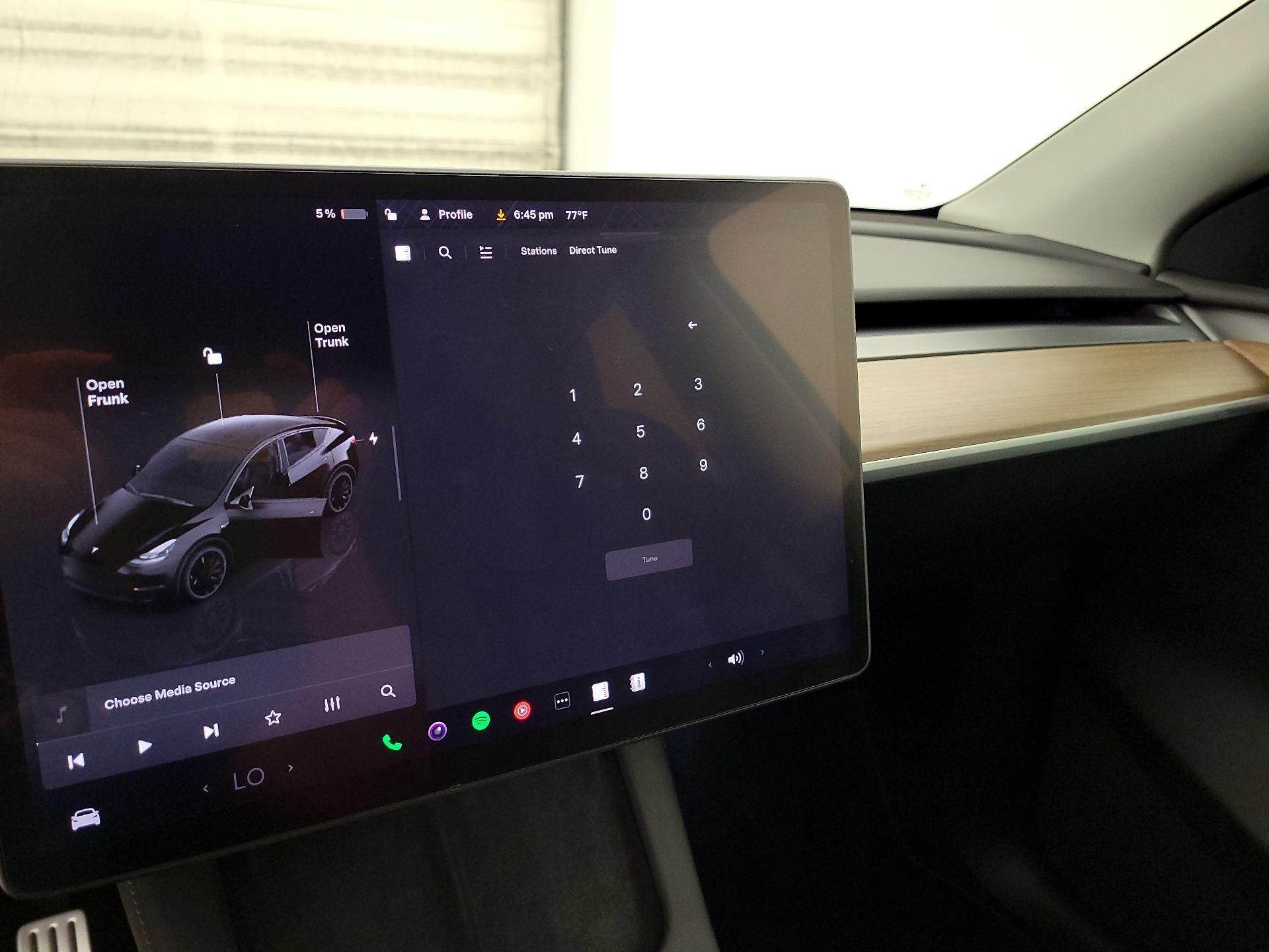 Thumbnail: 2023 Tesla Model Y - 15