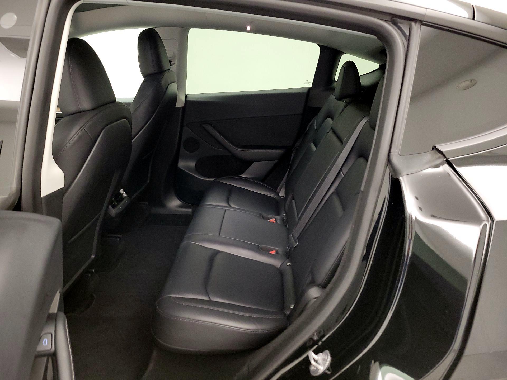 Thumbnail: 2023 Tesla Model Y - 18