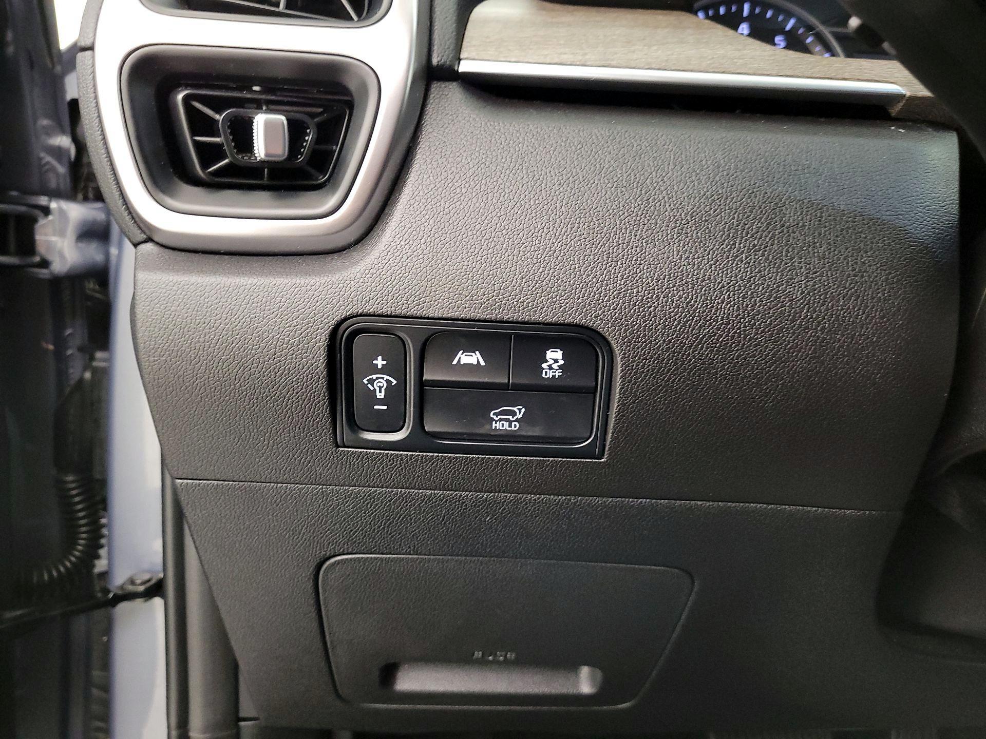 Thumbnail: 2022 Kia Sorento - 13