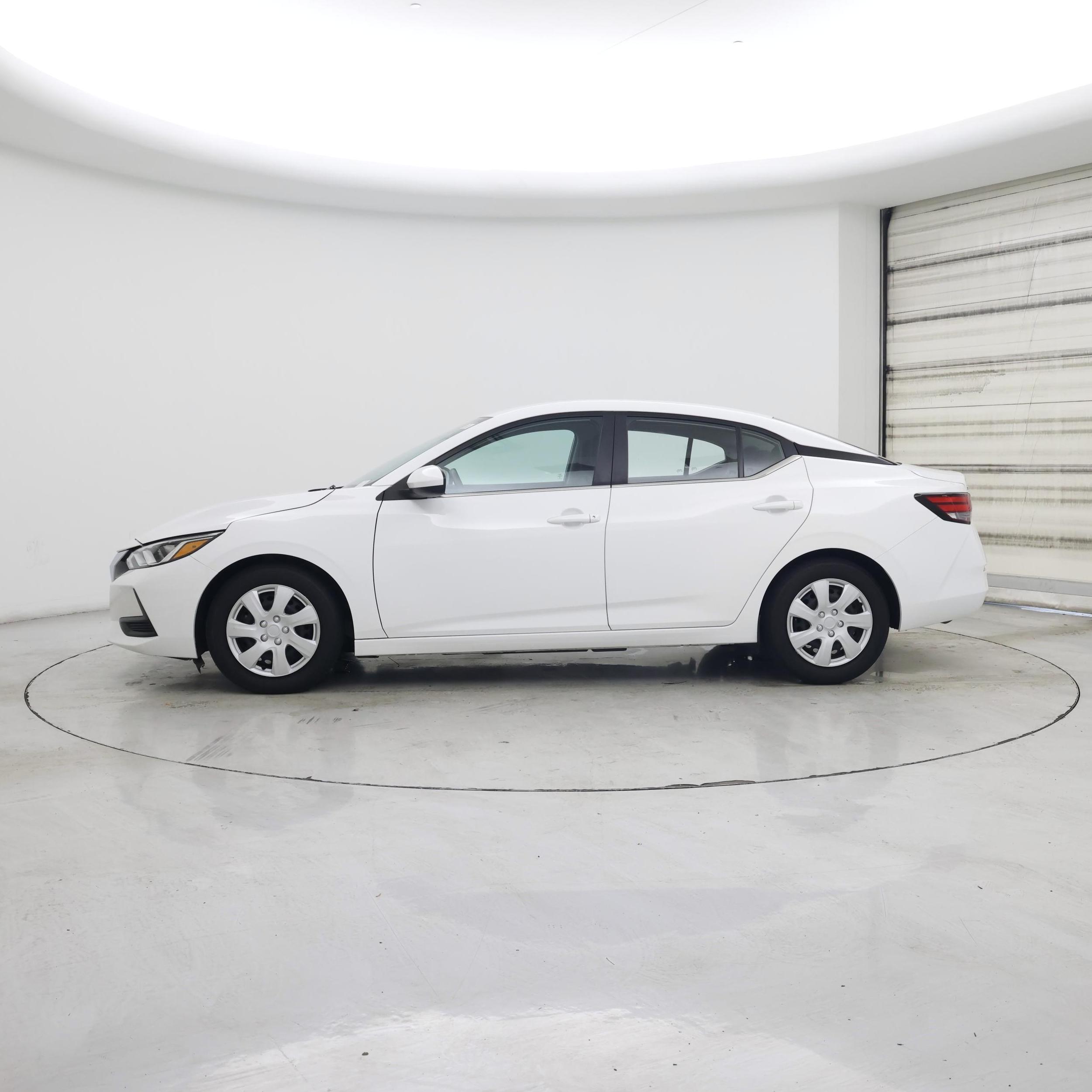 Thumbnail: 2023 Nissan Sentra - 3