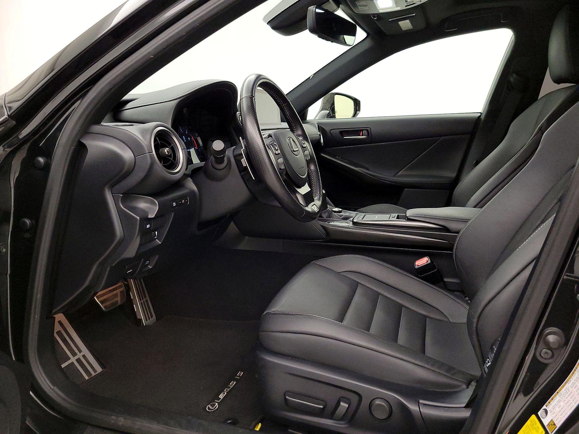 Thumbnail: 2021 Lexus IS - 11