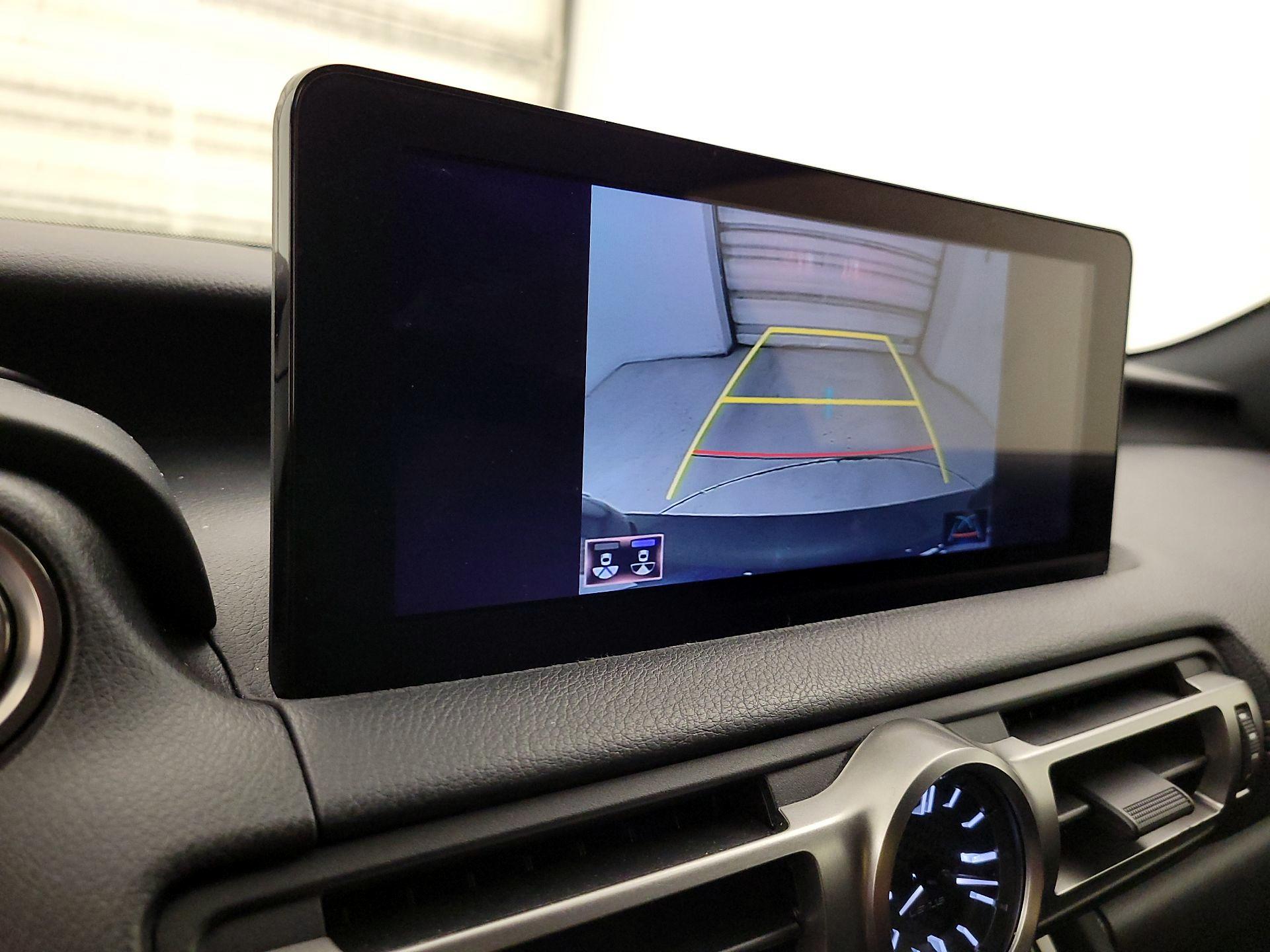 Thumbnail: 2021 Lexus IS - 15