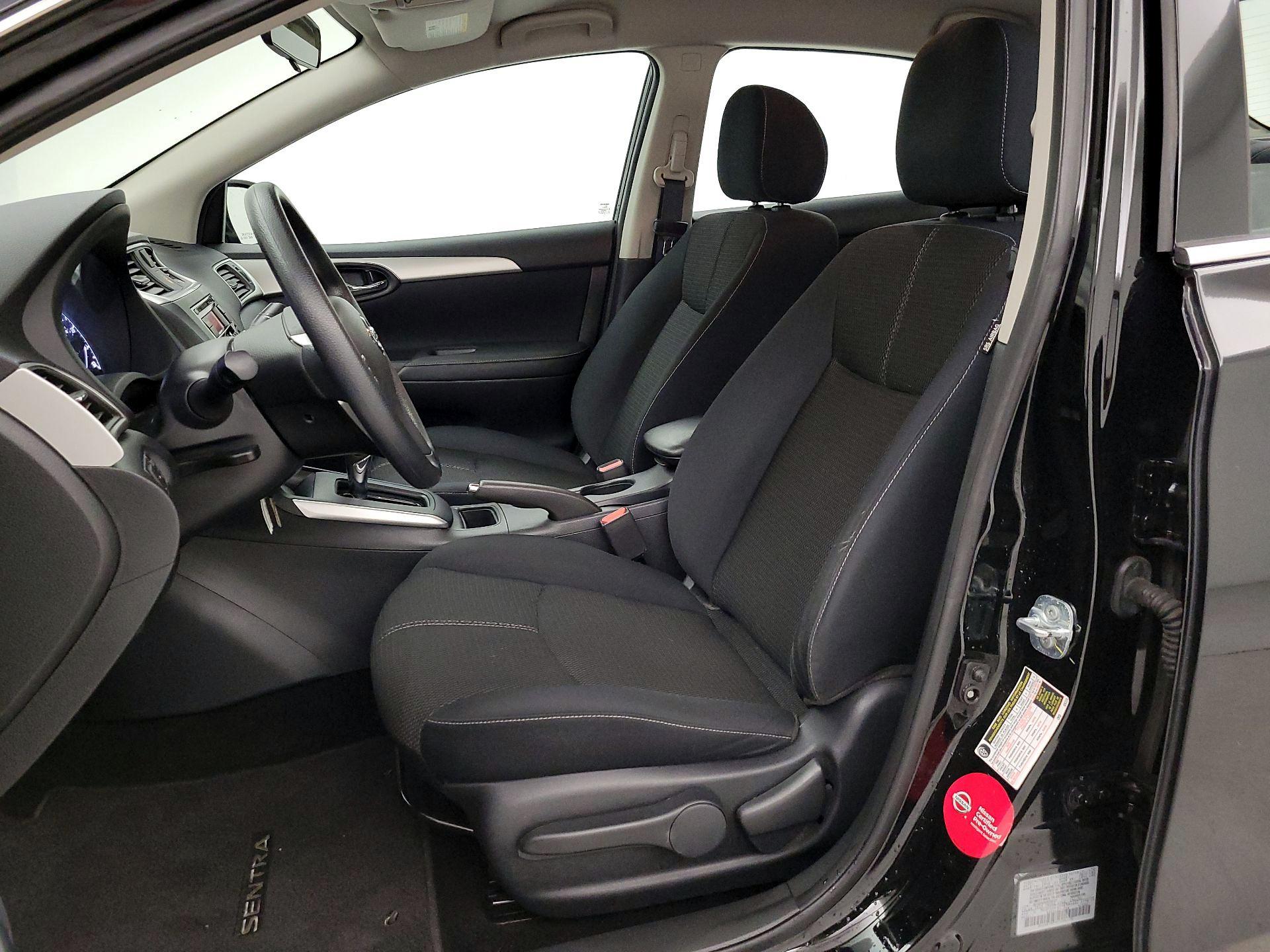 Thumbnail: 2017 Nissan Sentra - 11