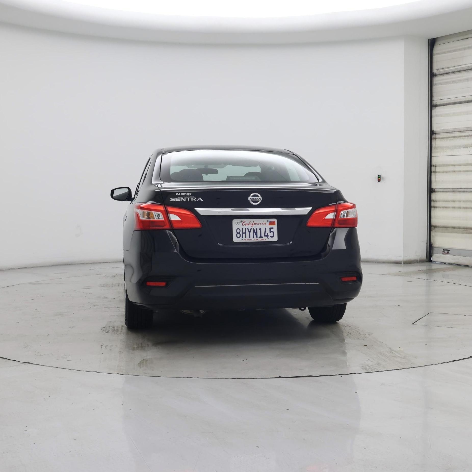 Thumbnail: 2017 Nissan Sentra - 6