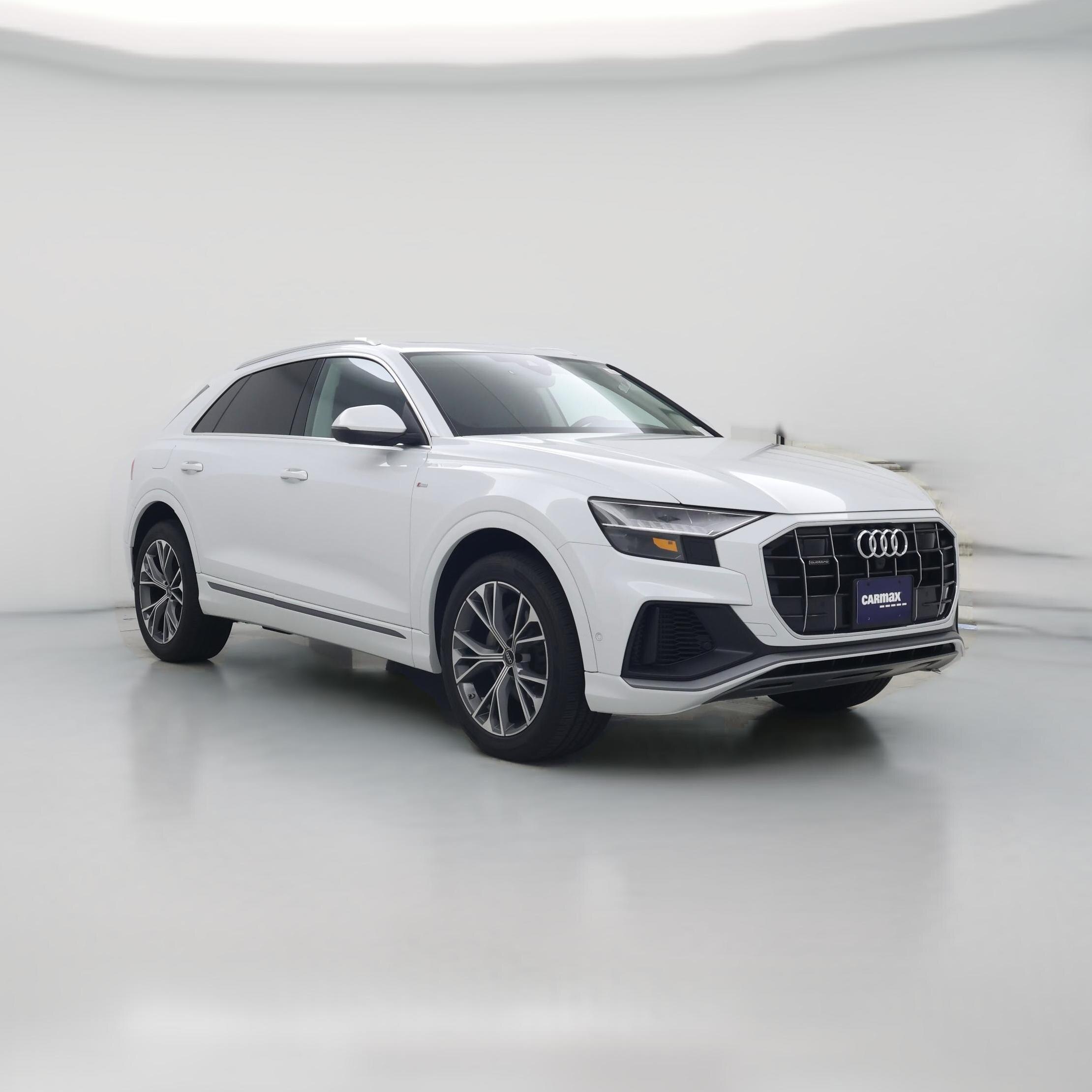 Thumbnail: 2023 Audi Q8 - 1