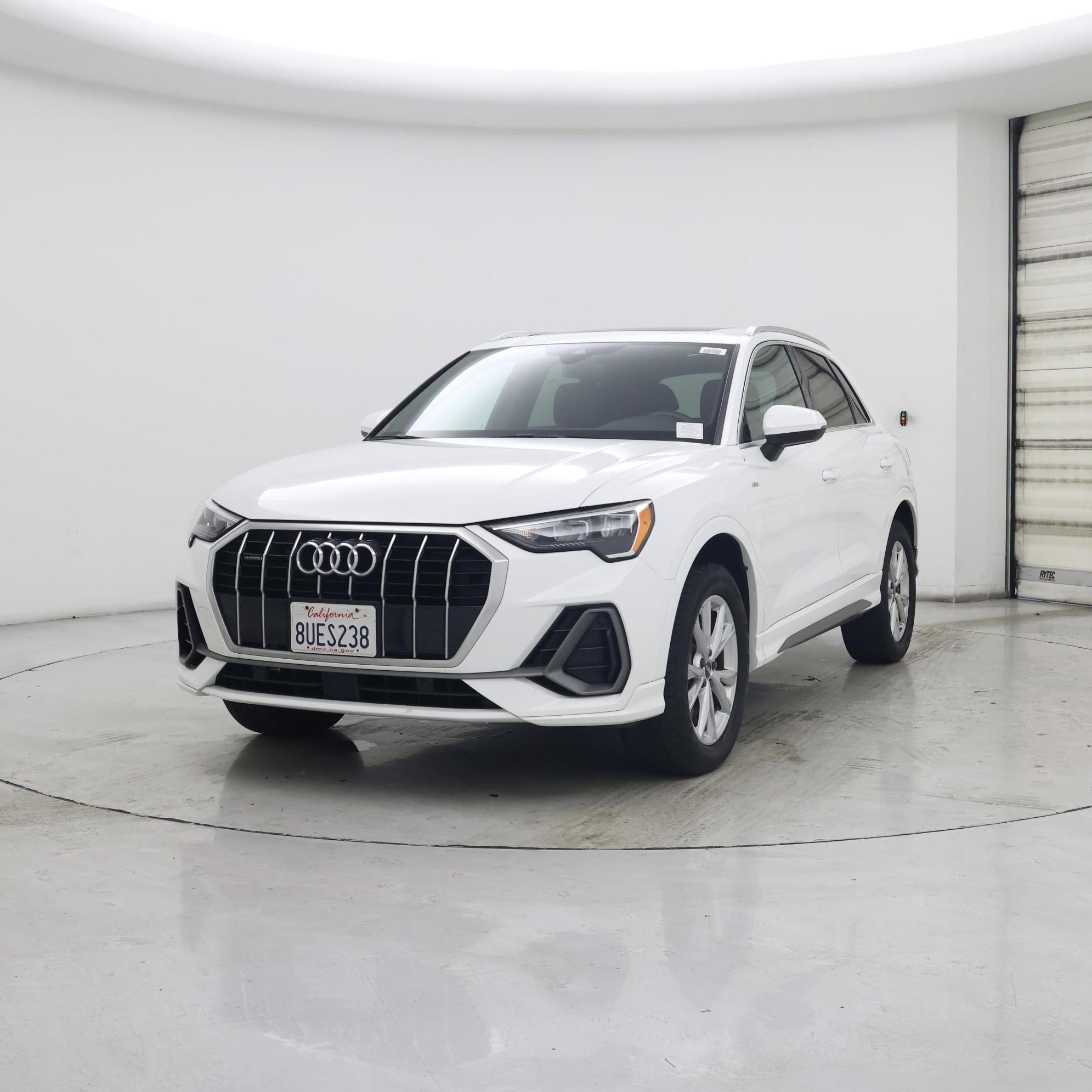 Thumbnail: 2021 Audi Q3 - 4