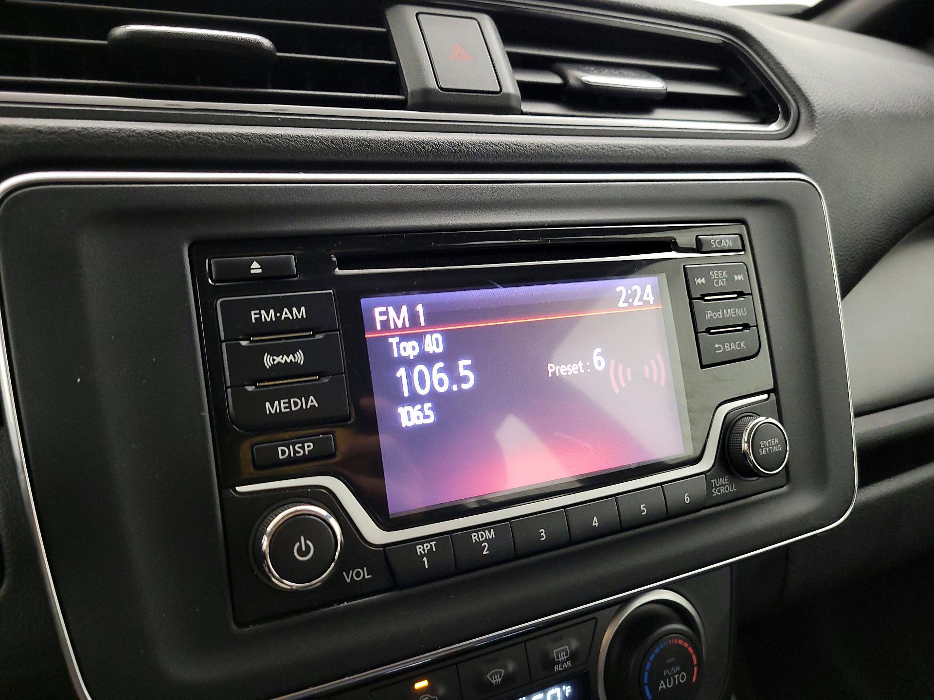 Thumbnail: 2019 Nissan Leaf - 15