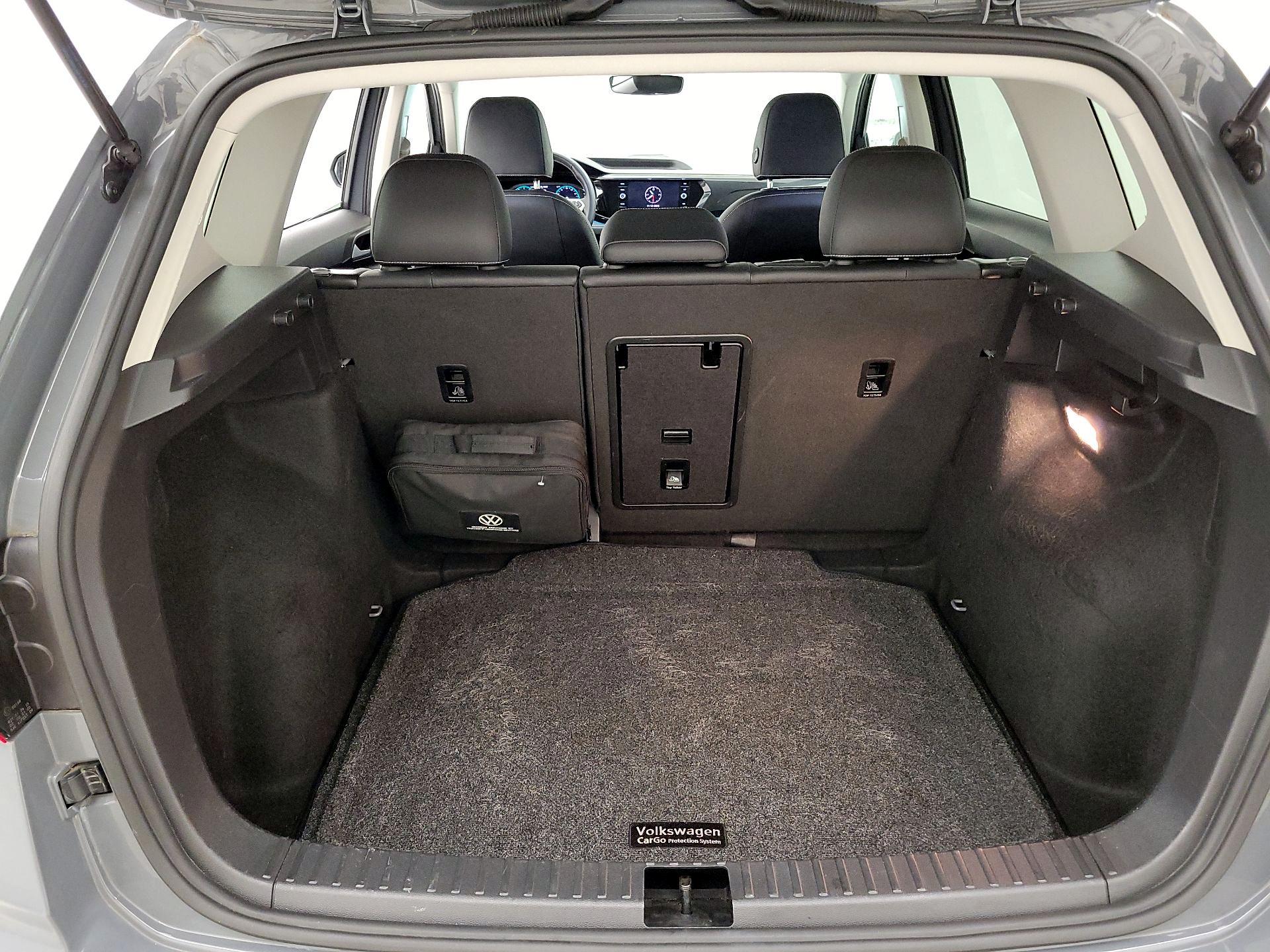 Thumbnail: 2022 Volkswagen Taos - 19