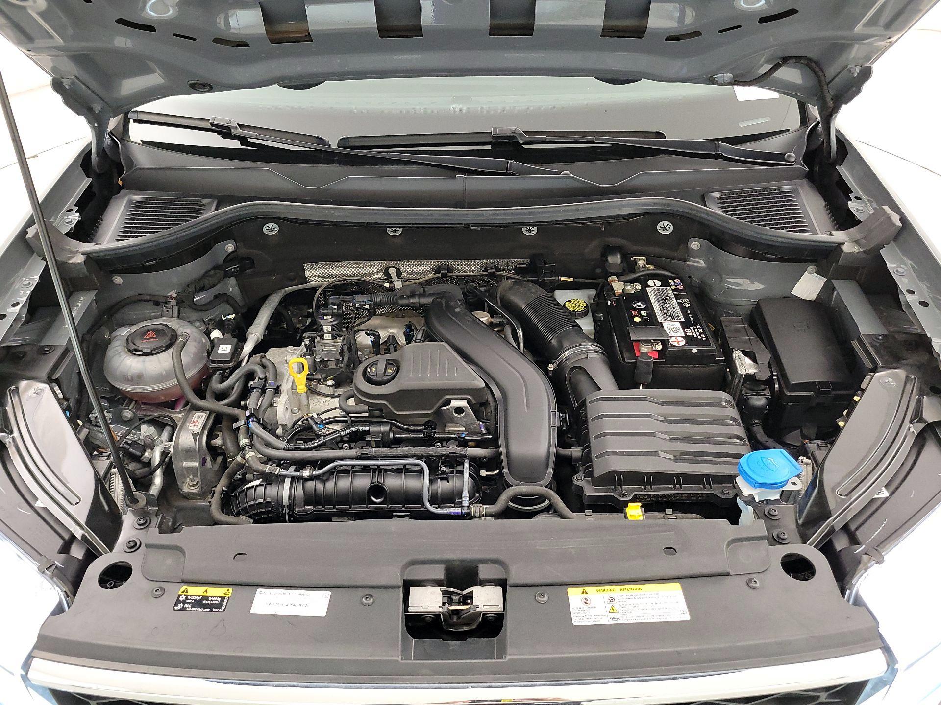 Thumbnail: 2022 Volkswagen Taos - 20