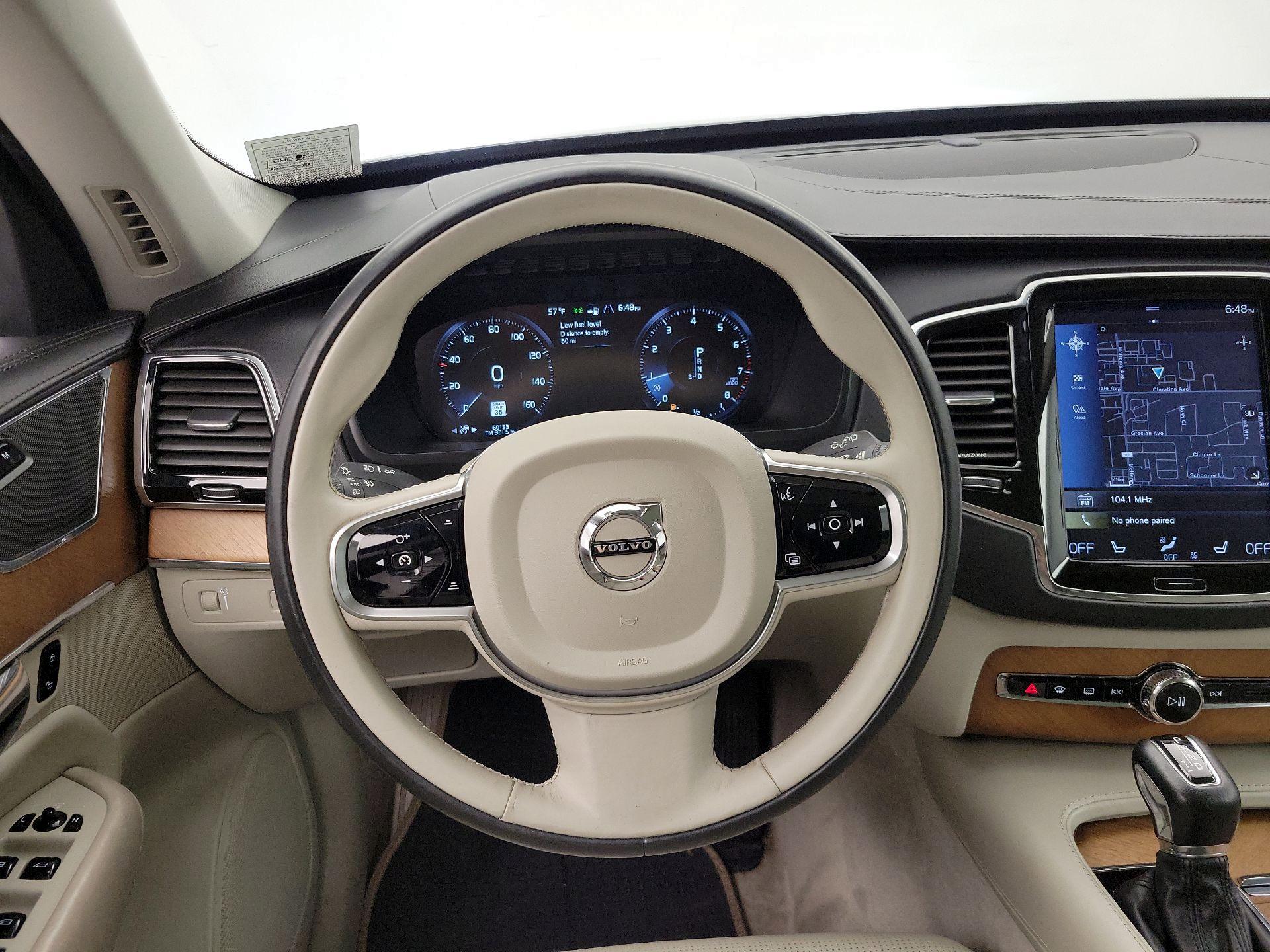 Thumbnail: 2016 Volvo XC90 - 10