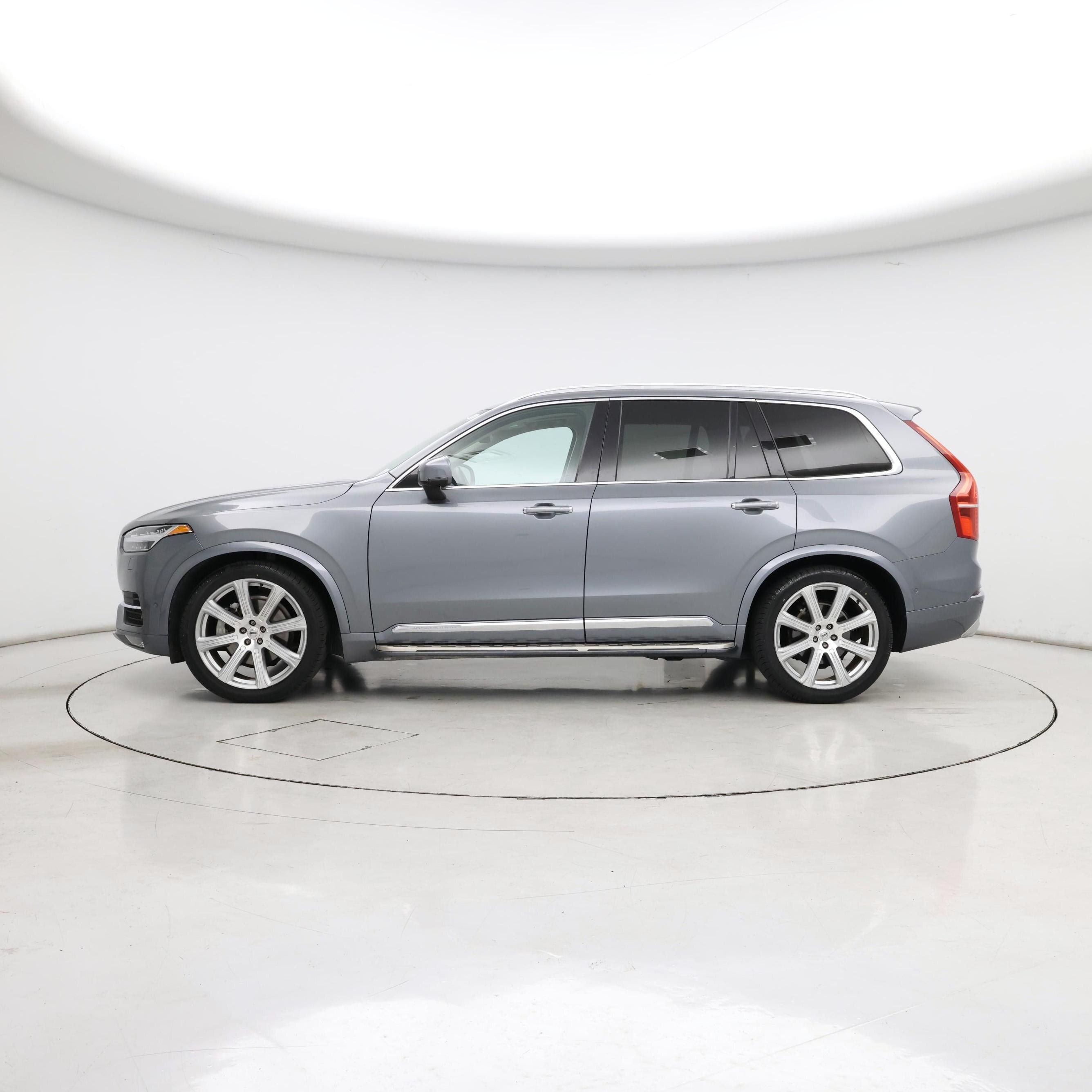 Thumbnail: 2016 Volvo XC90 - 3