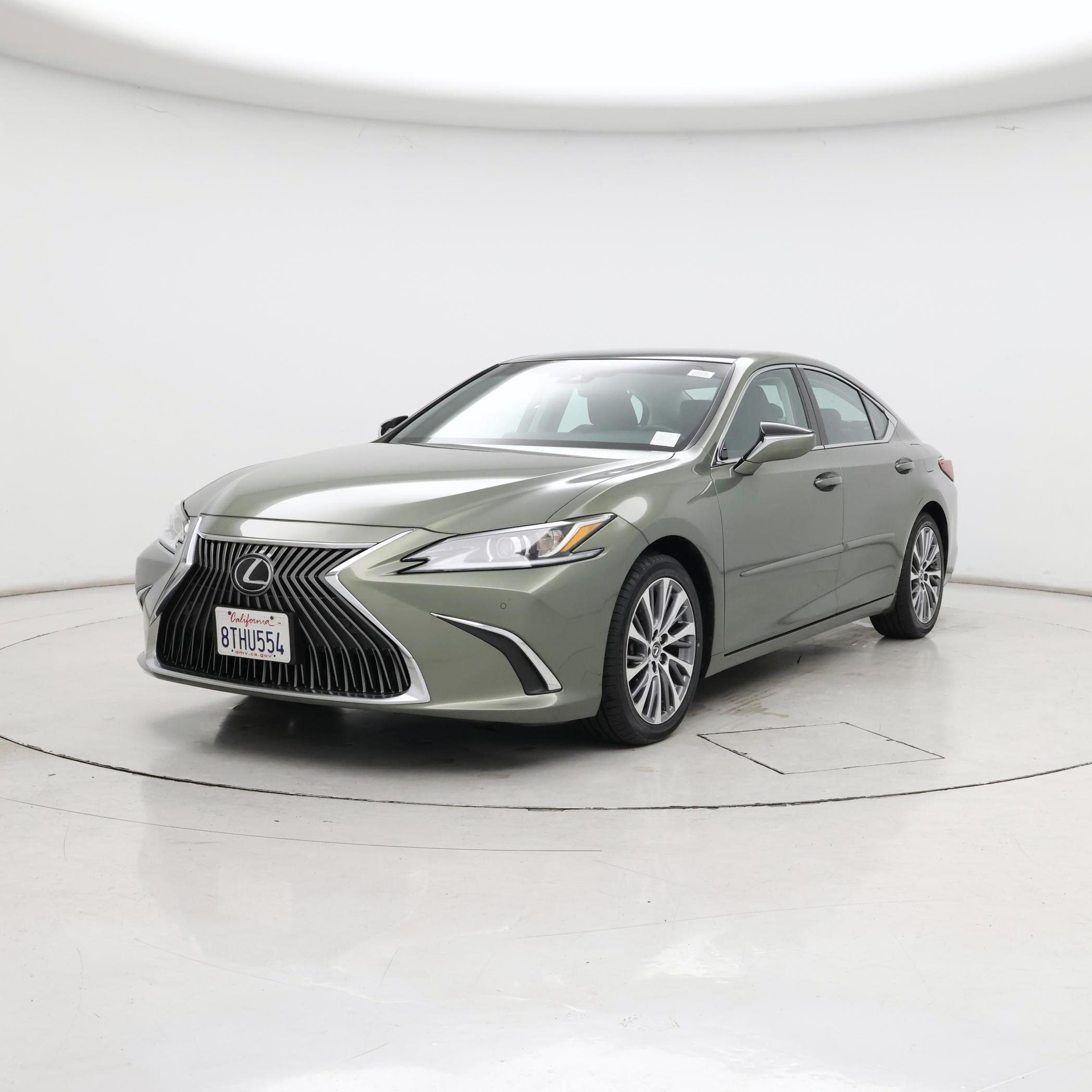 Thumbnail: 2020 Lexus ES - 4