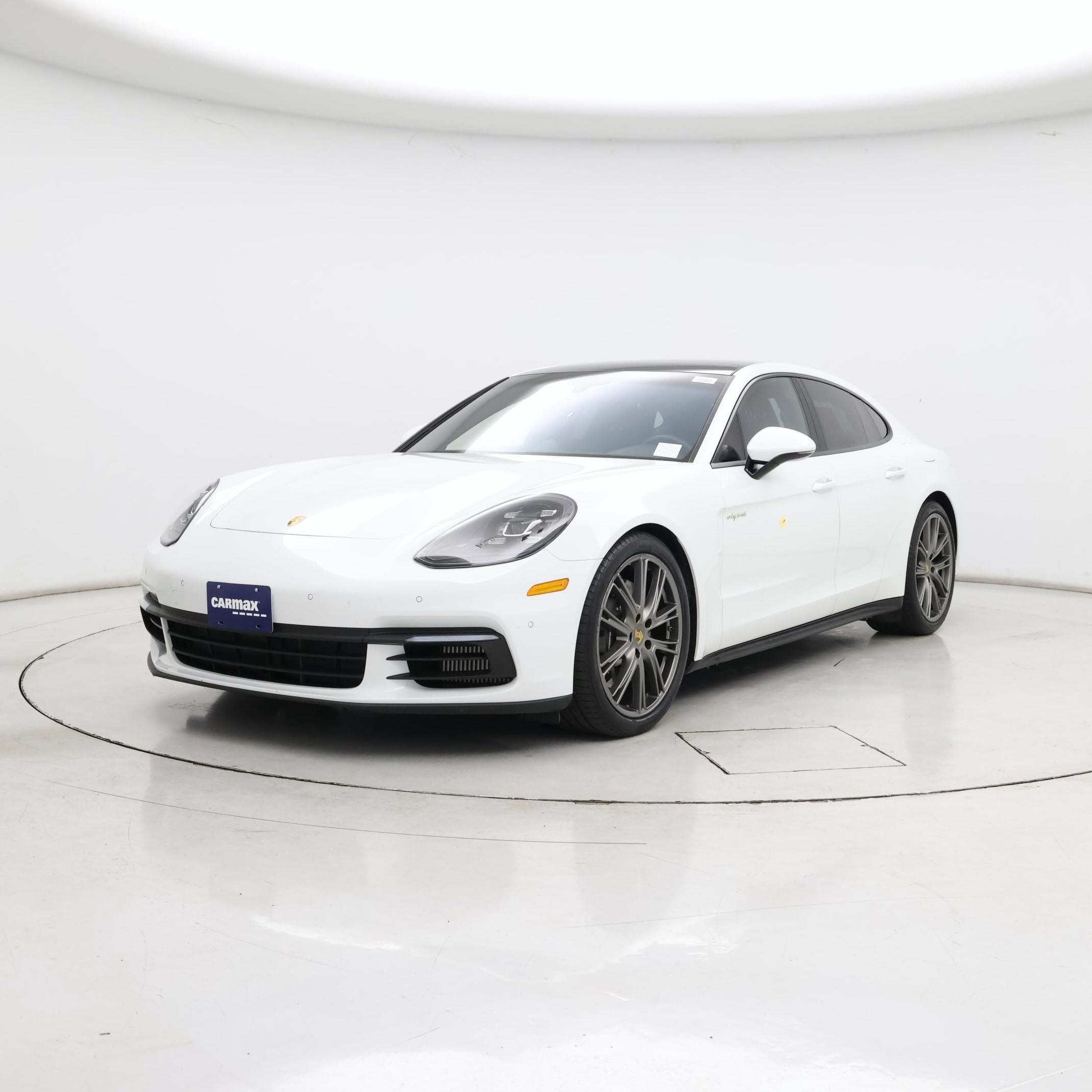 Thumbnail: 2020 Porsche Panamera - 4