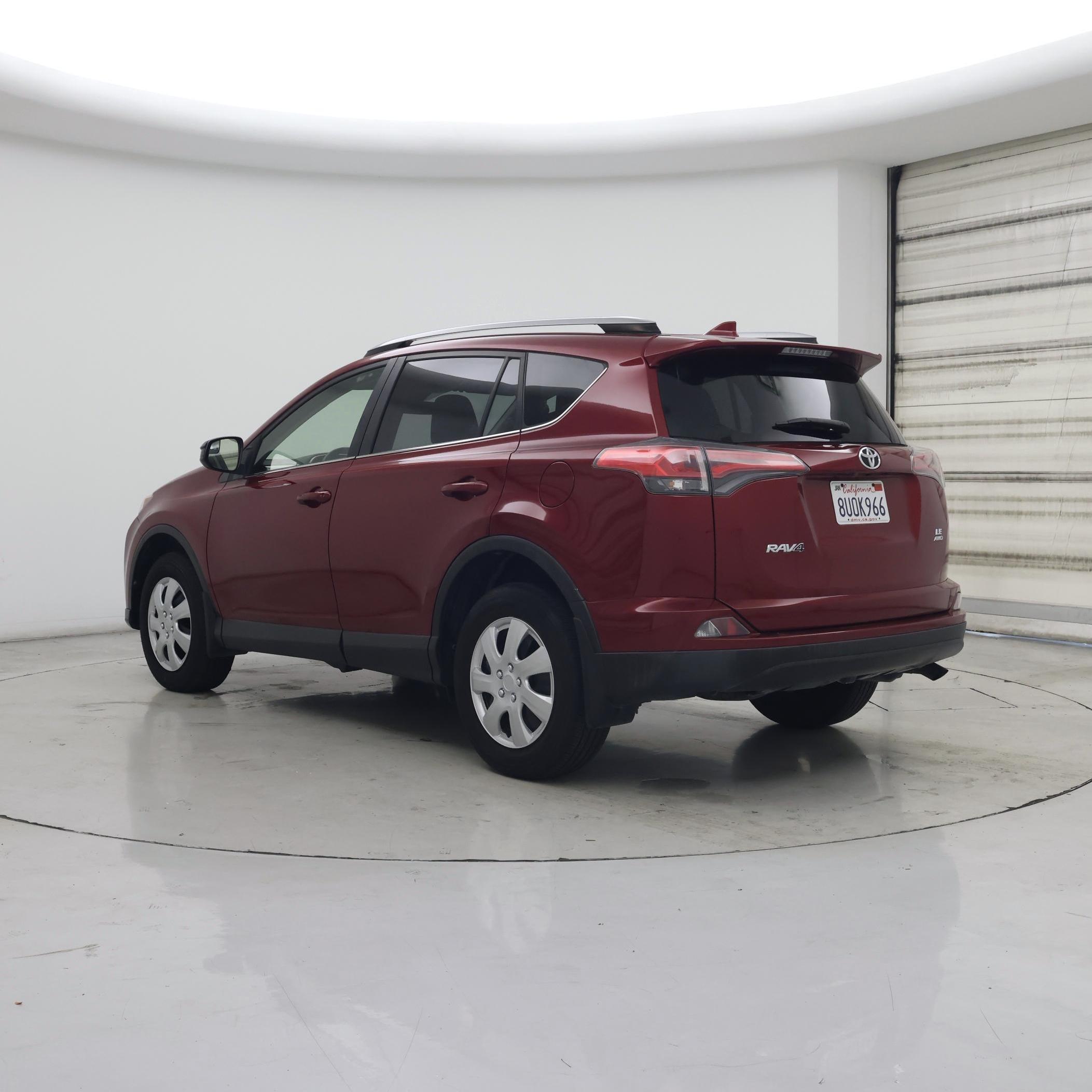 Thumbnail: 2018 Toyota RAV4 - 2