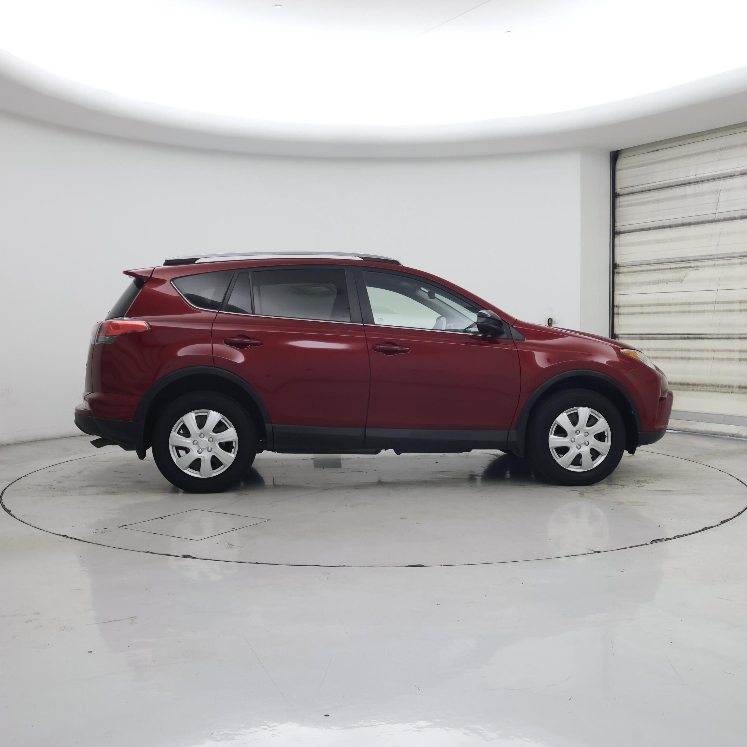 Thumbnail: 2018 Toyota RAV4 - 7